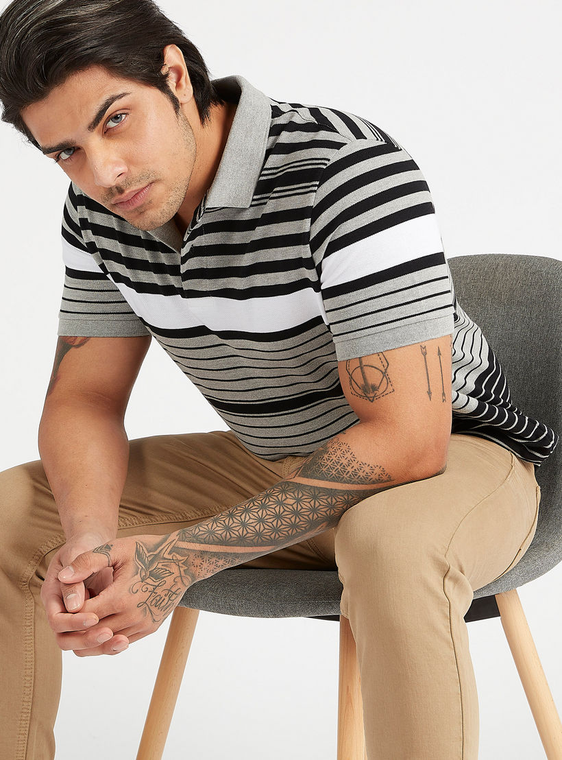 تيشيرت بولو مخطّط بأكمام قصيرة-men-clothing-tshirtsandpolos-polos-image-4