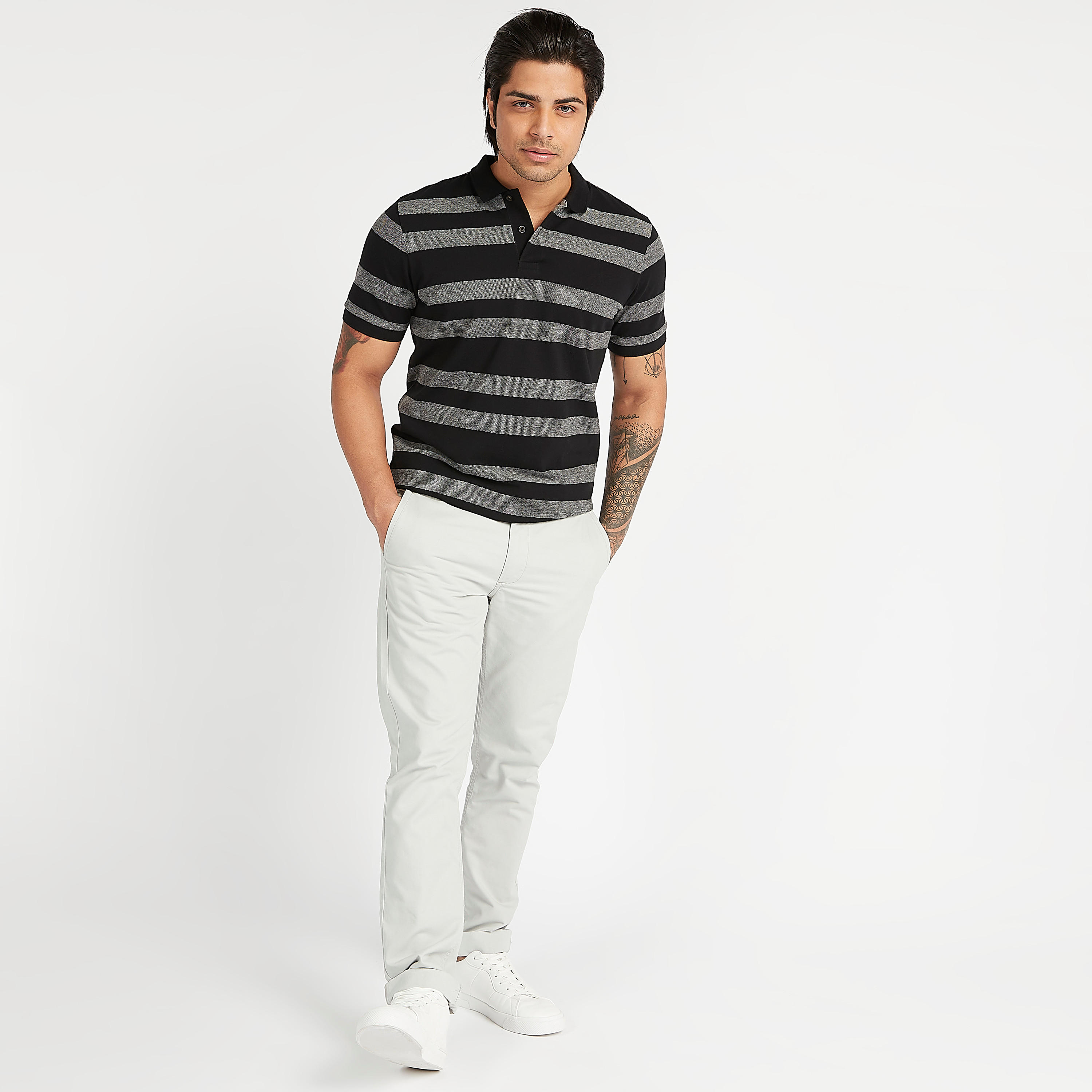 تيشيرت مخطط بياقة عاديّة وأكمام قصيرة-men-clothing-tshirtsandpolos-polos-image-4