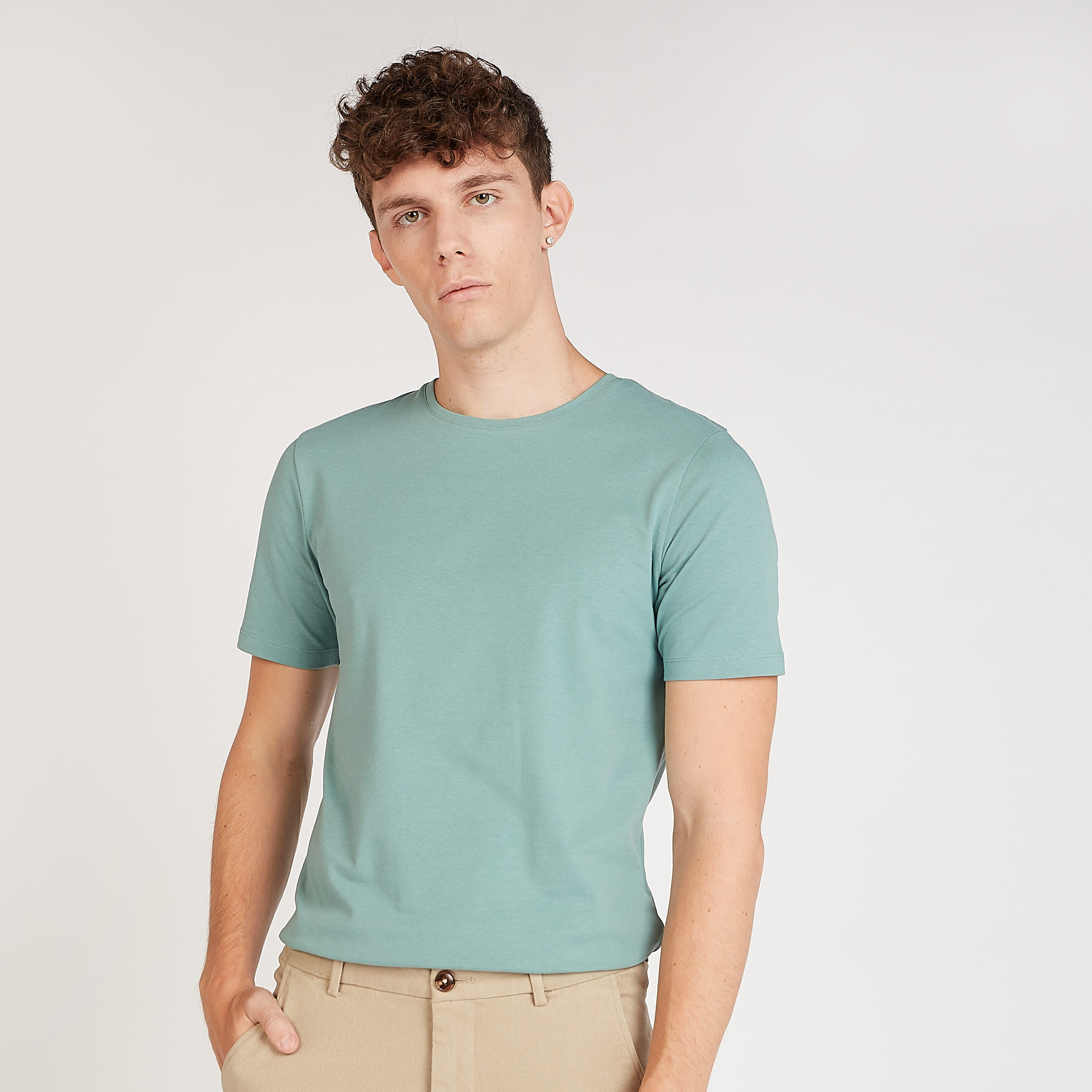 تيشيرت مستدام بارز الملمس بياقة ضيّقة وأكمام قصيرة-men-clothing-tshirtsandpolos-tshirts-image-1