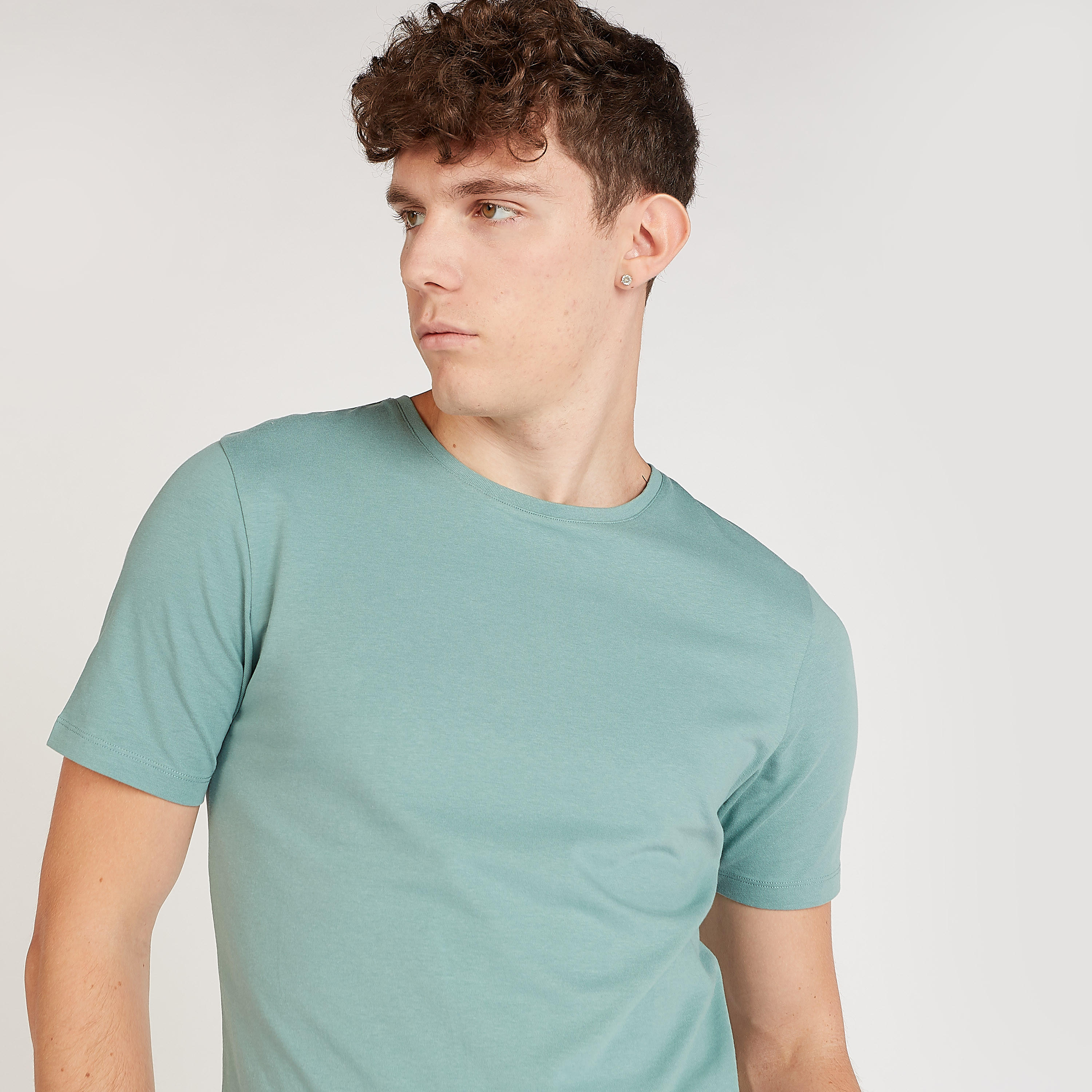 تيشيرت مستدام بارز الملمس بياقة ضيّقة وأكمام قصيرة-men-clothing-tshirtsandpolos-tshirts-image-3