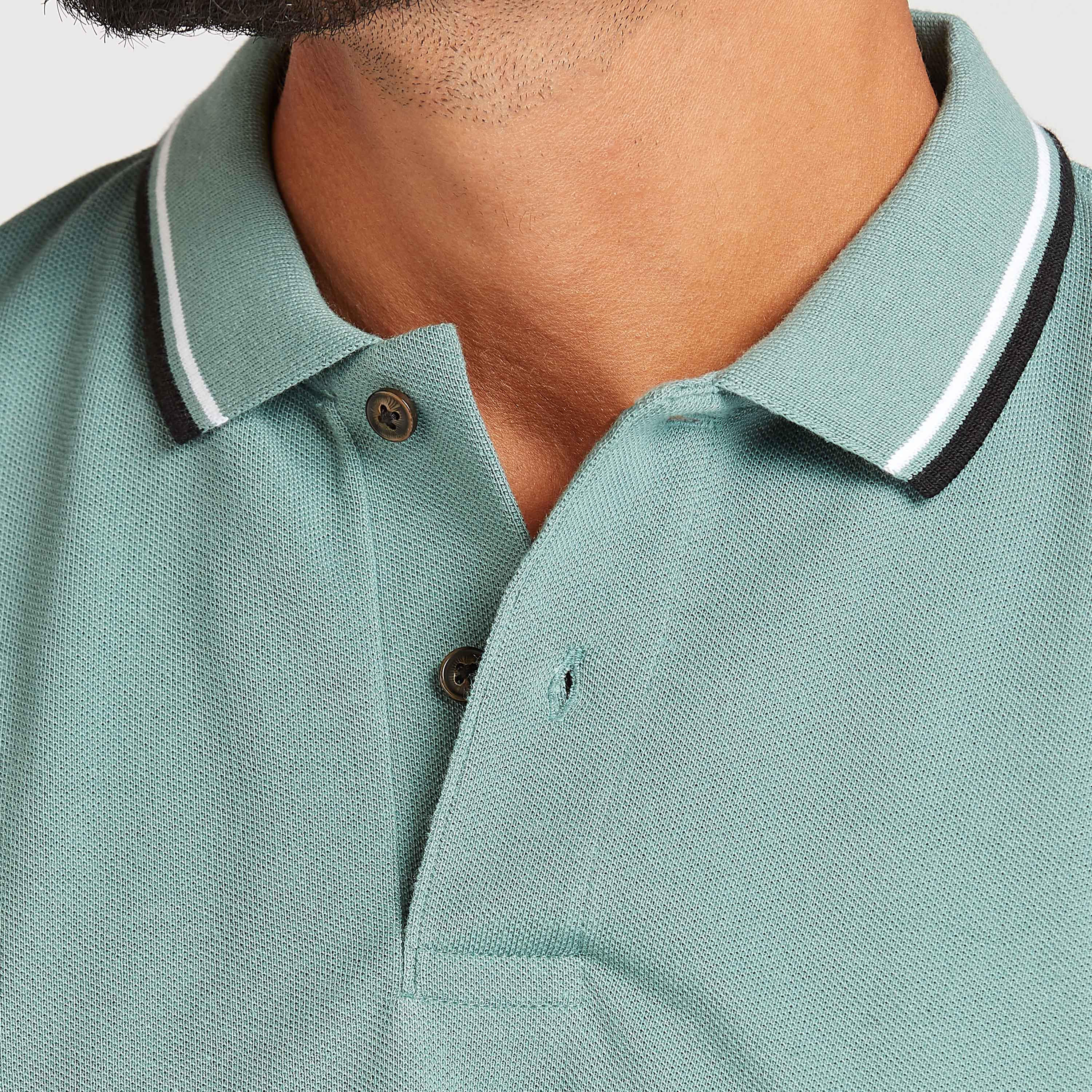 تيشيرت بولو مستدام بارز الملمس بأكمام قصيرة-men-clothing-tshirtsandpolos-polos-image-1