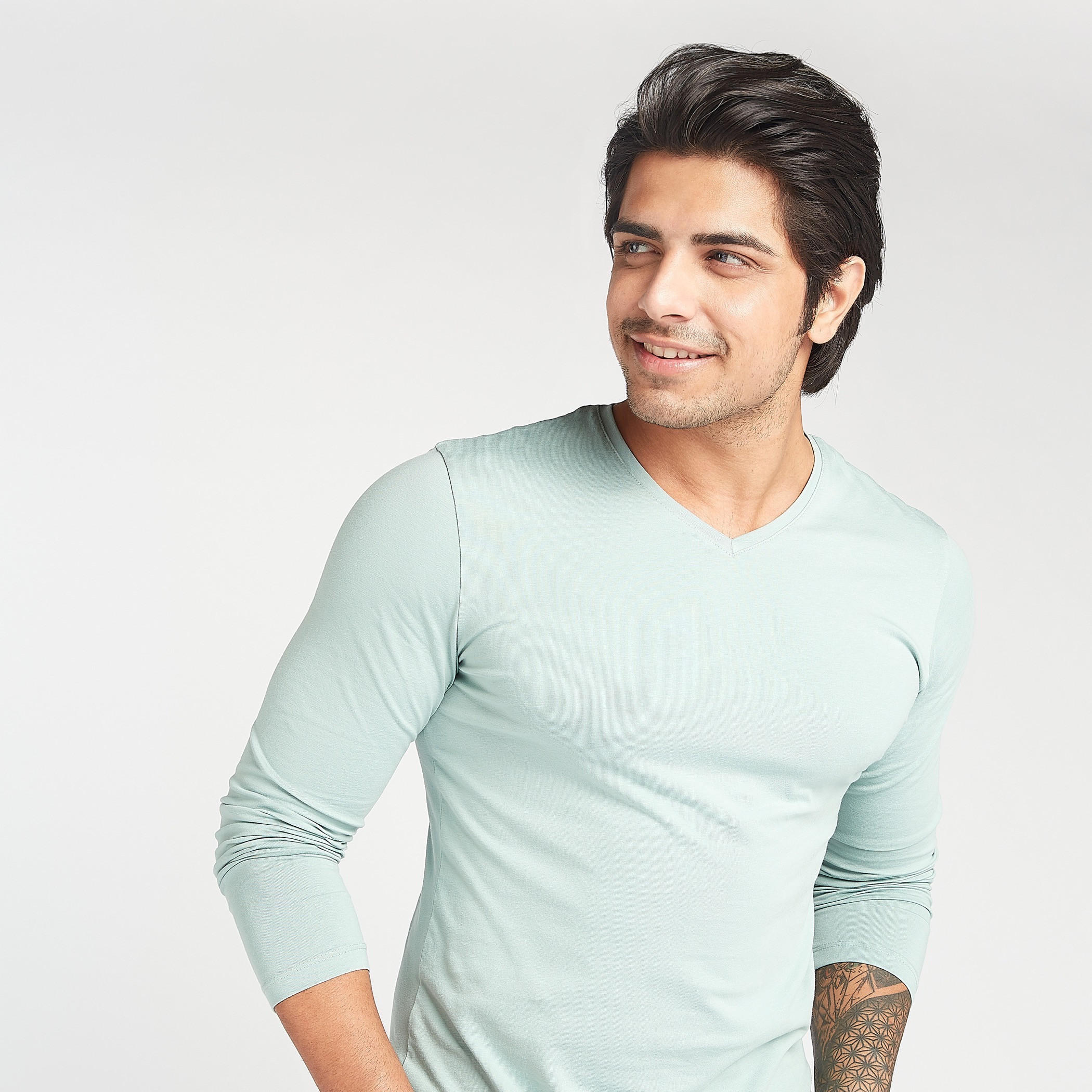 Solid V-neck T-shirt with Long Sleeves-men-clothing-tshirtsandpolos-tshirts-image-1