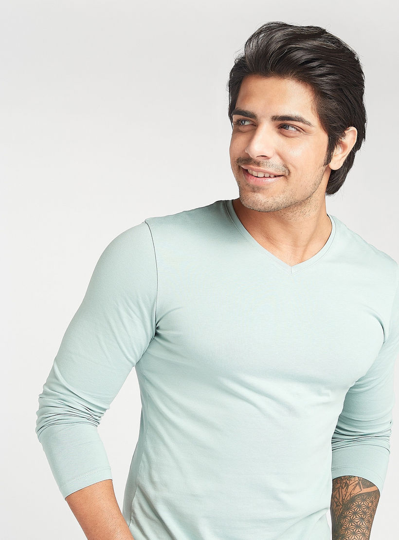 Solid V-neck T-shirt with Long Sleeves-men-clothing-tshirtsandpolos-tshirts-image-1