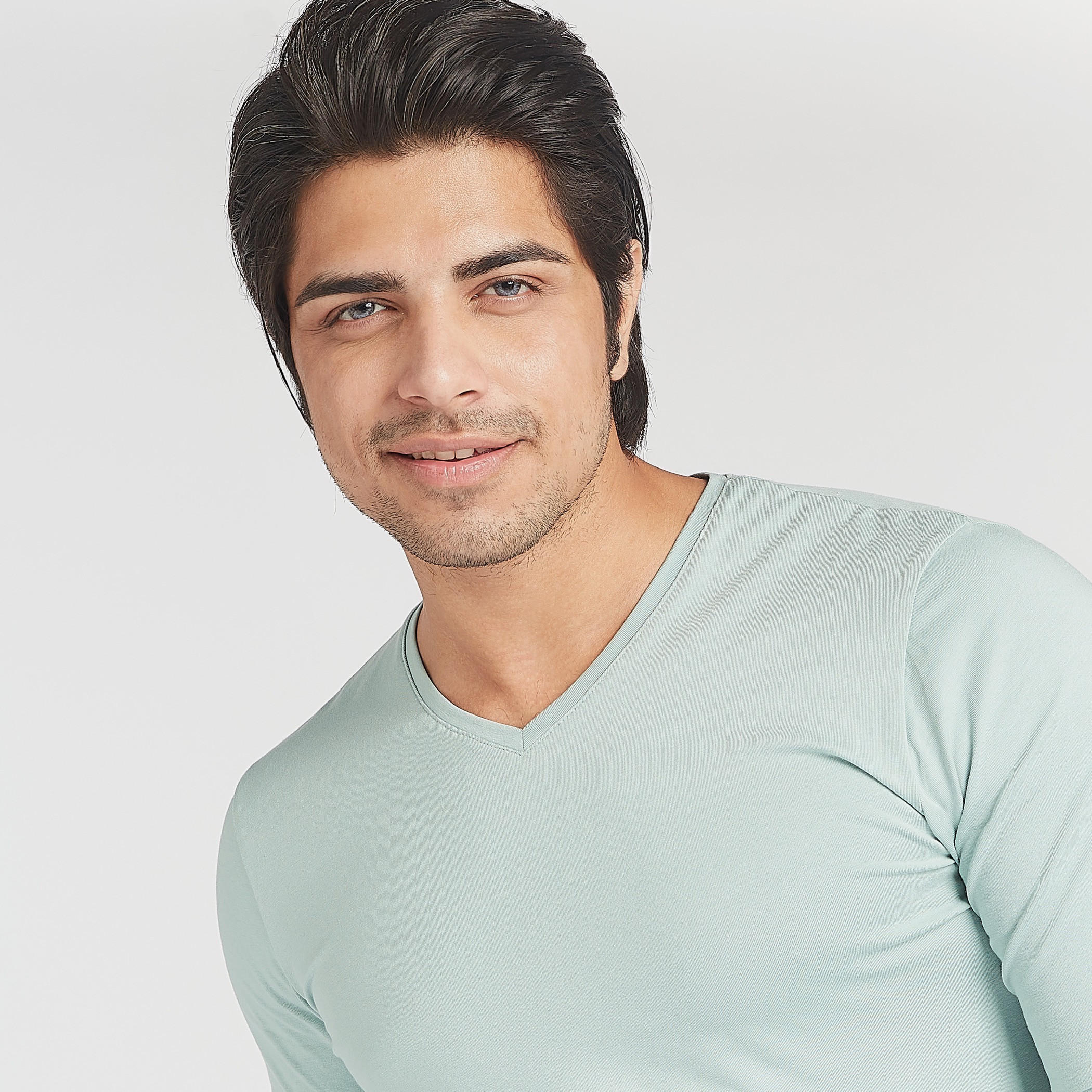 Solid V-neck T-shirt with Long Sleeves-men-clothing-tshirtsandpolos-tshirts-image-3