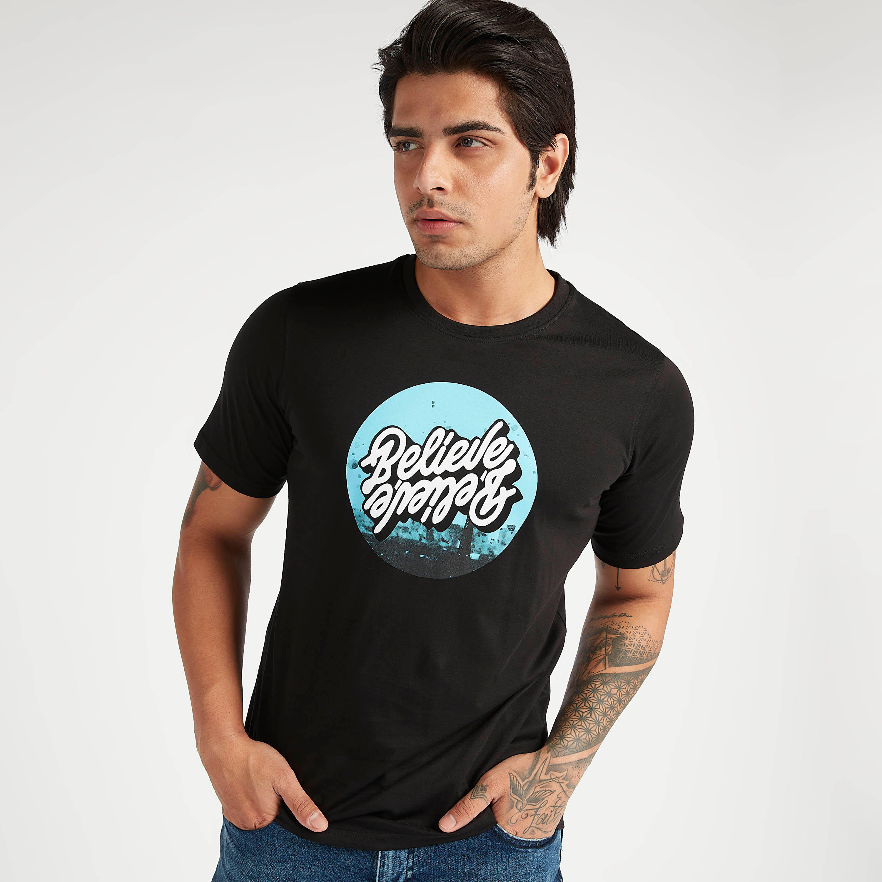 تيشيرت مستدام بياقة ضيّقة وأكمام قصيرة وطبعات-men-clothing-tshirtsandpolos-tshirts-image-5