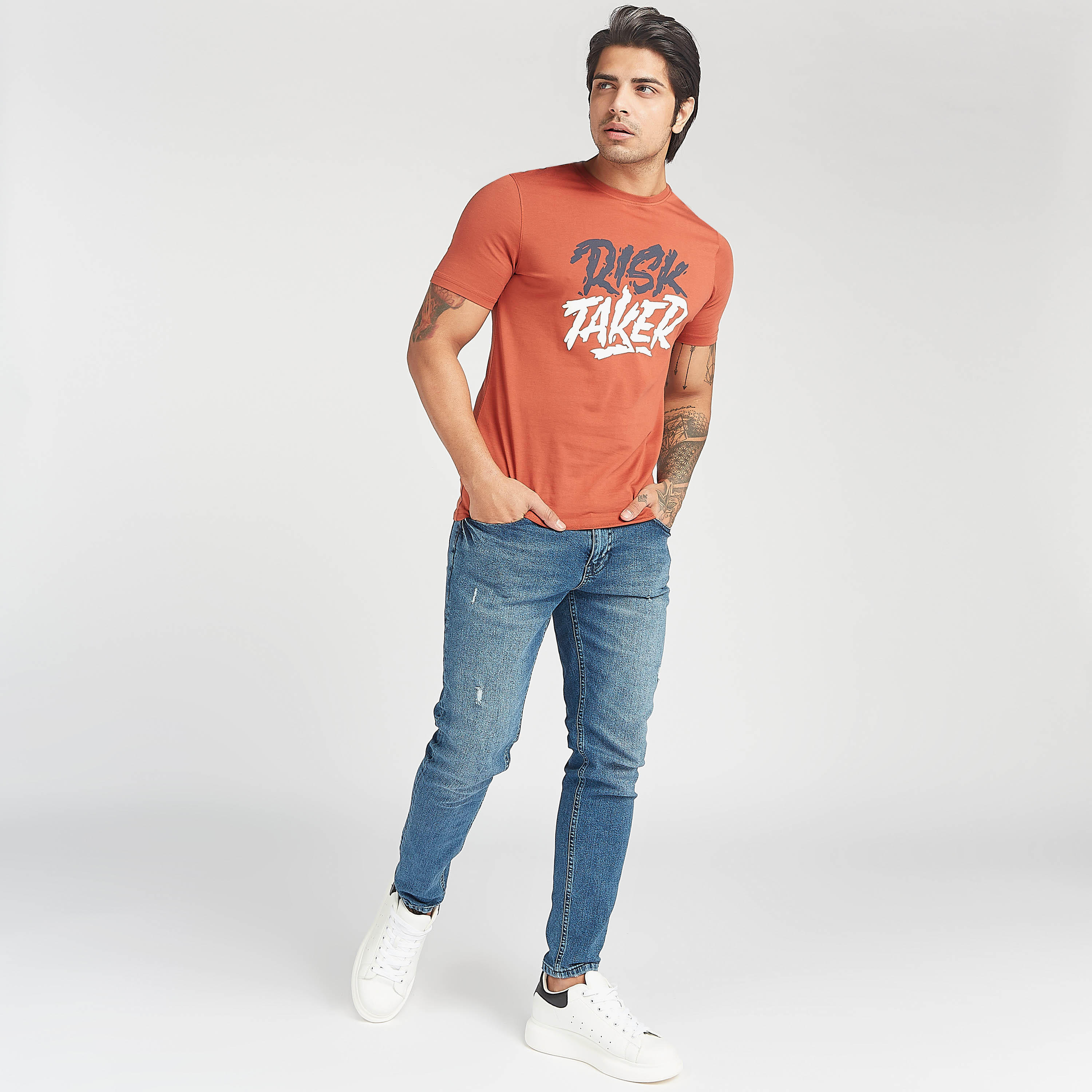 تيشيرت مستدام بياقة ضيّقة وأكمام قصيرة وطبعات-men-clothing-tshirtsandpolos-tshirts-image-3