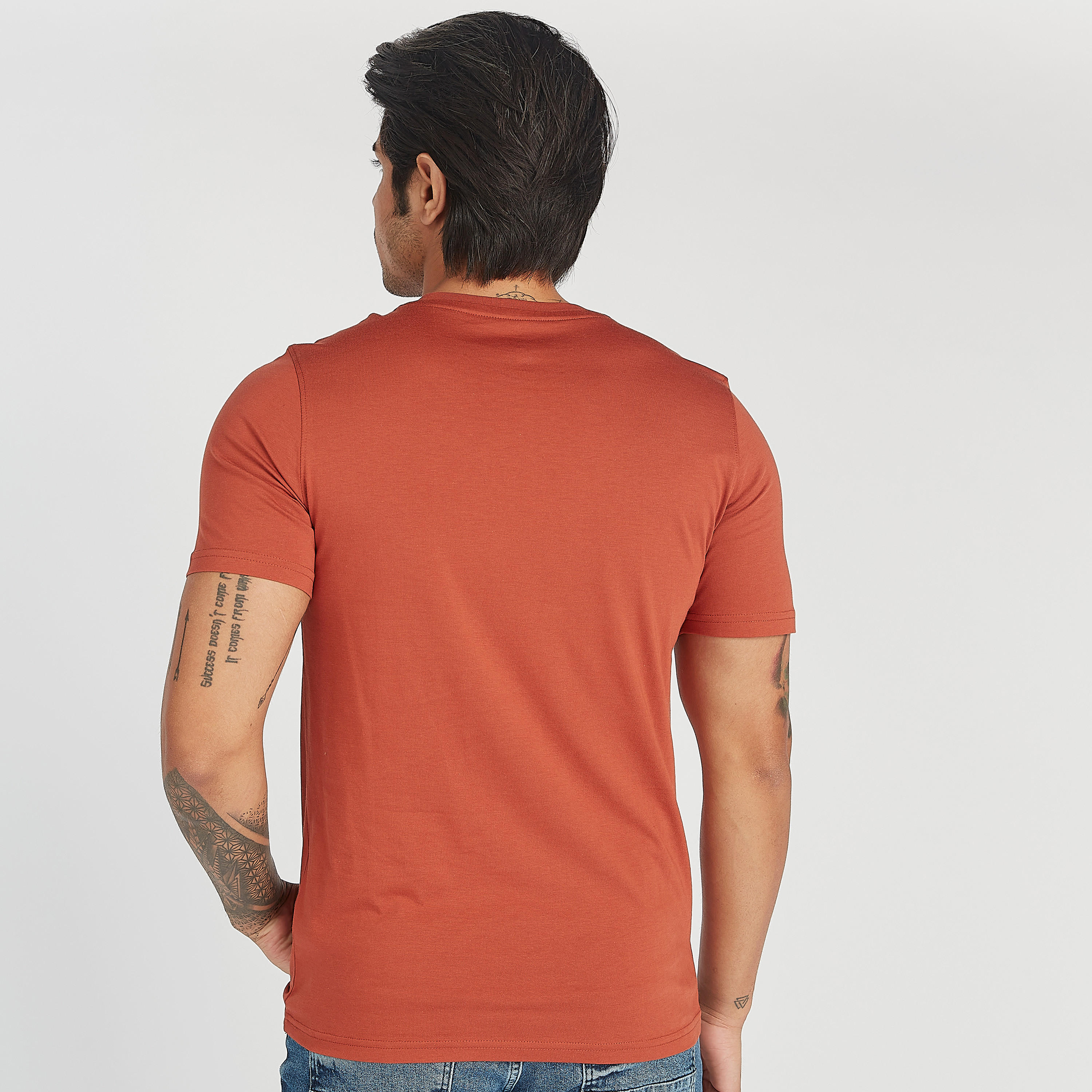 تيشيرت مستدام بياقة ضيّقة وأكمام قصيرة وطبعات-men-clothing-tshirtsandpolos-tshirts-image-4