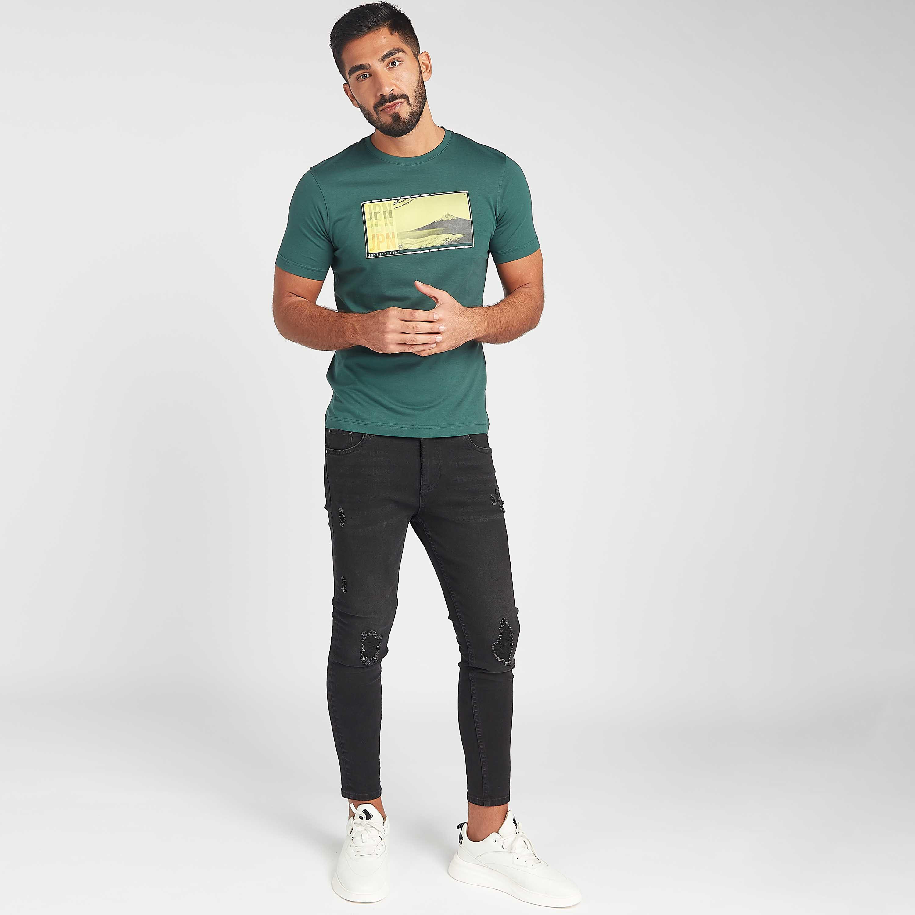 تيشيرت مستدام بياقة ضيّقة وأكمام قصيرة وطبعات-men-clothing-tshirtsandpolos-tshirts-image-2