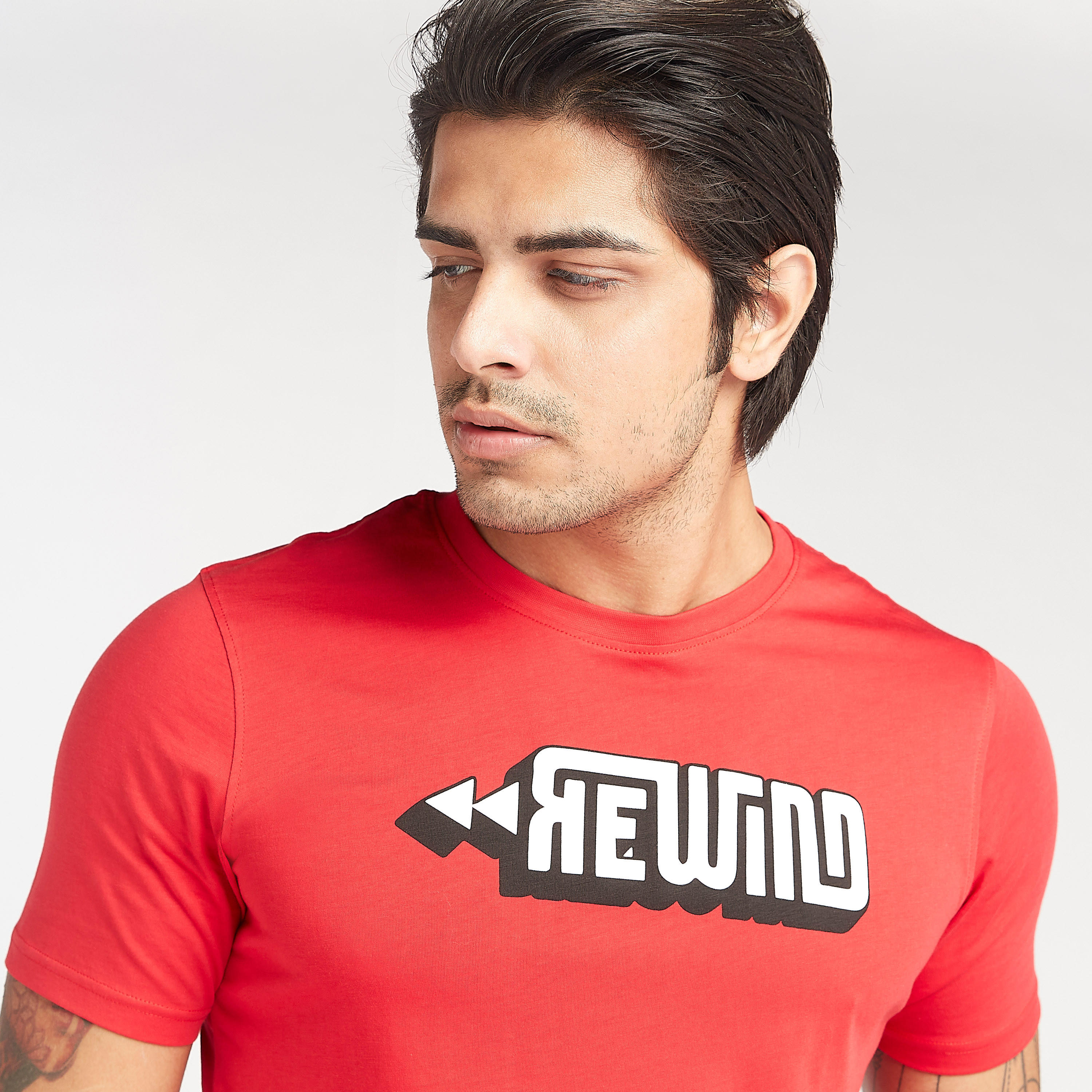 تيشيرت مستدام بياقة ضيّقة وأكمام قصيرة وطبعات-men-clothing-tshirtsandpolos-tshirts-image-3