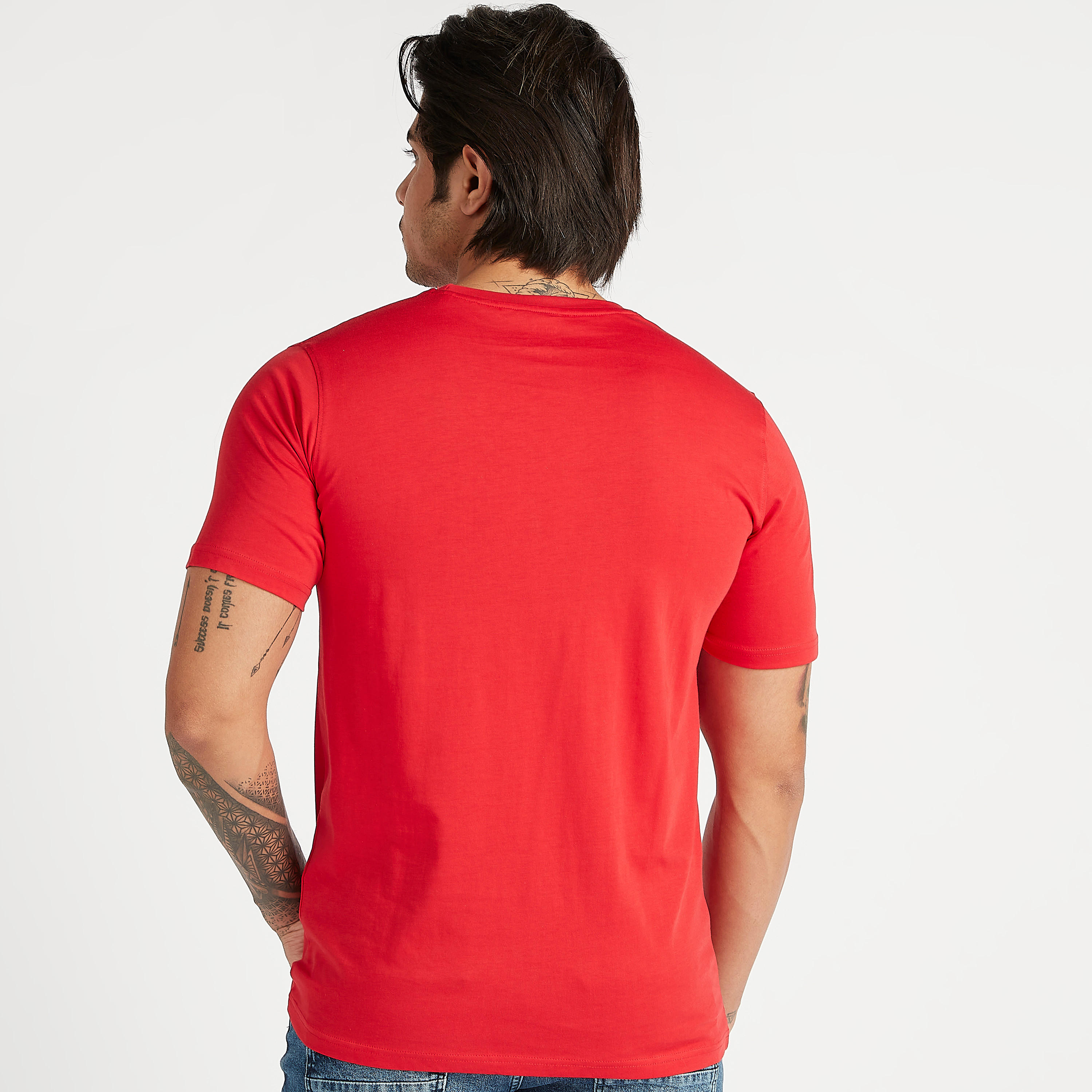 تيشيرت بياقة ضيّقة وأكمام قصيرة وطبعات-men-clothing-tshirtsandpolos-tshirts-image-4