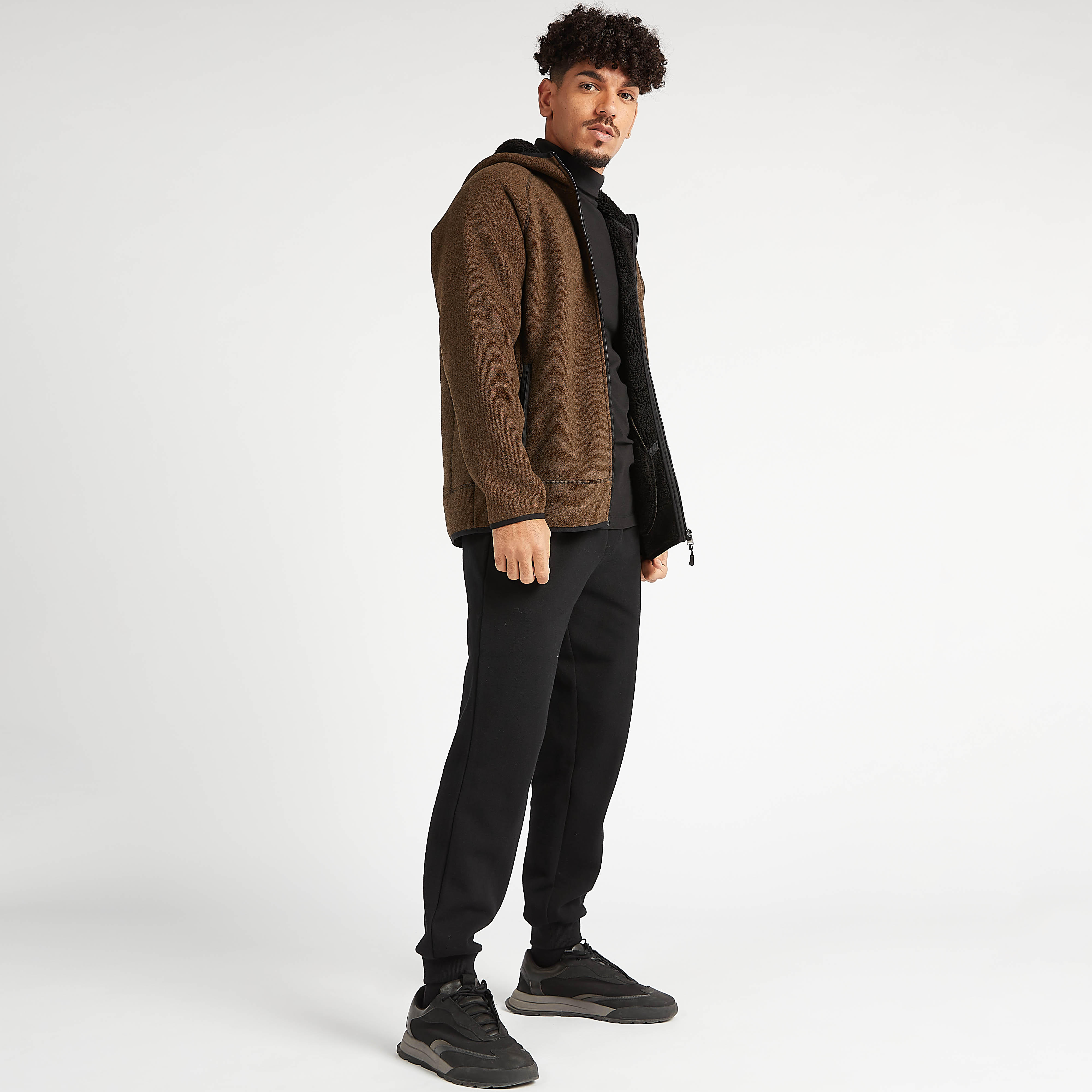 Solid Joggers with Drawstring Closure and Pockets-men-clothing-bottoms-joggers-image-2