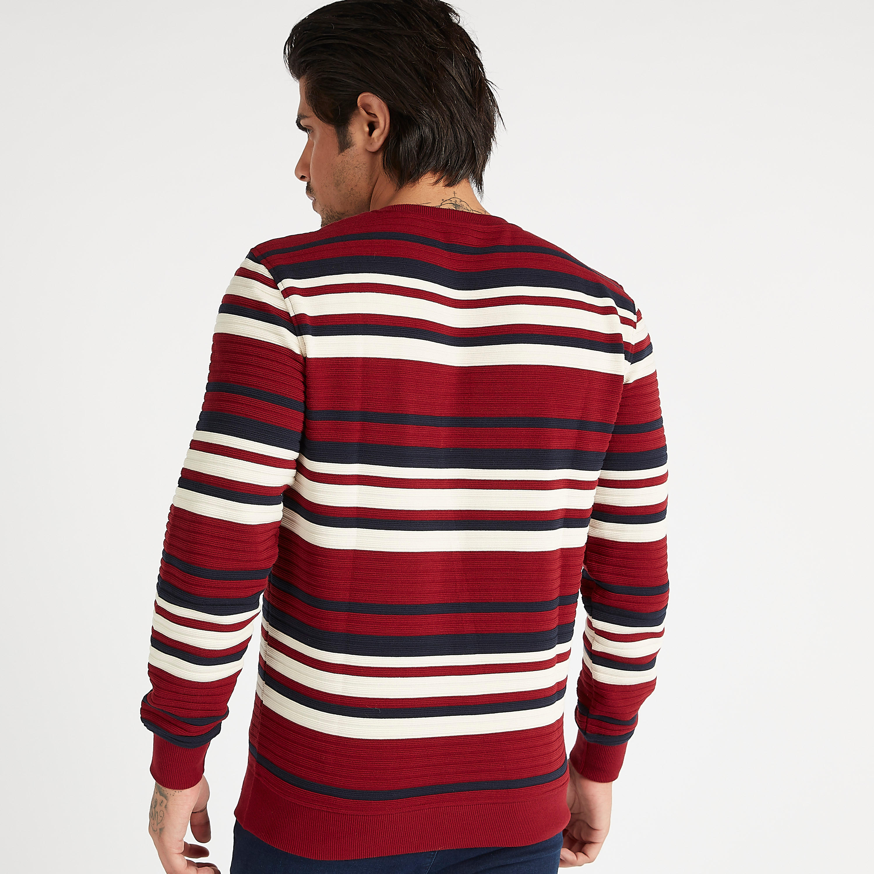 سويت شيرت مخطط بياقة ضيقة بأكمام طويلة-men-winterwear-hoodiesandsweatshirts-image-4