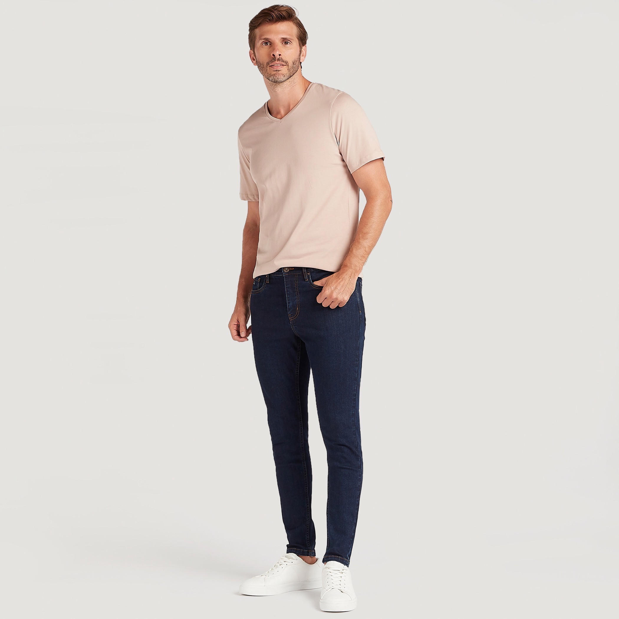 تيشيرت بارز الملمس بياقة V وأكمام قصيرة-men-clothing-tshirtsandpolos-tshirts-image-2