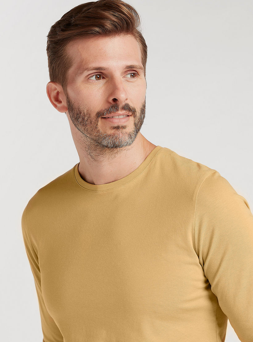 Solid T-shirt with Crew Neck and Long Sleeves-men-clothing-tshirtsandpolos-tshirts-image-3