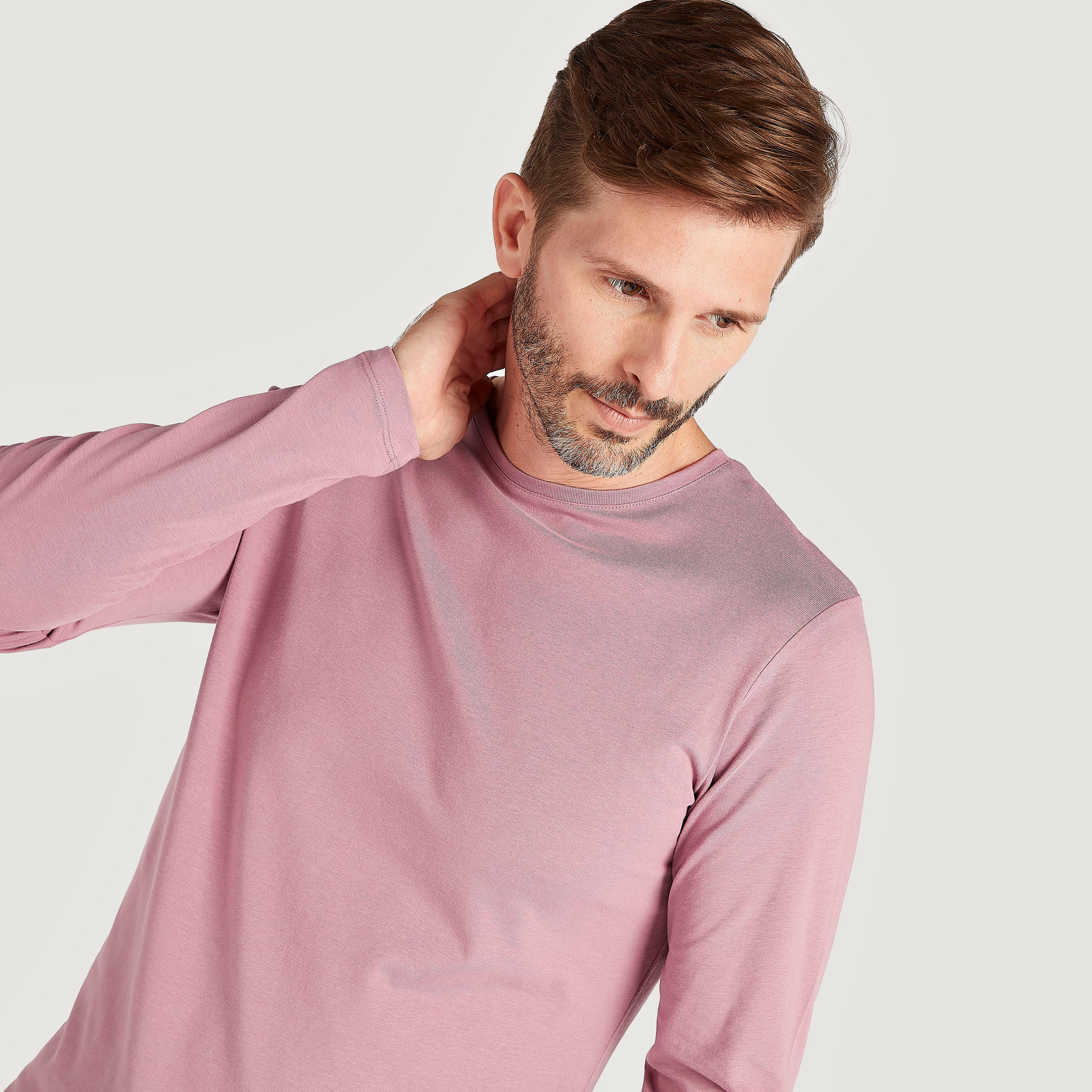 تيشيرت بارز الملمس بياقة ضيّقة وأكمام قصيرة-men-clothing-tshirtsandpolos-tshirts-image-2