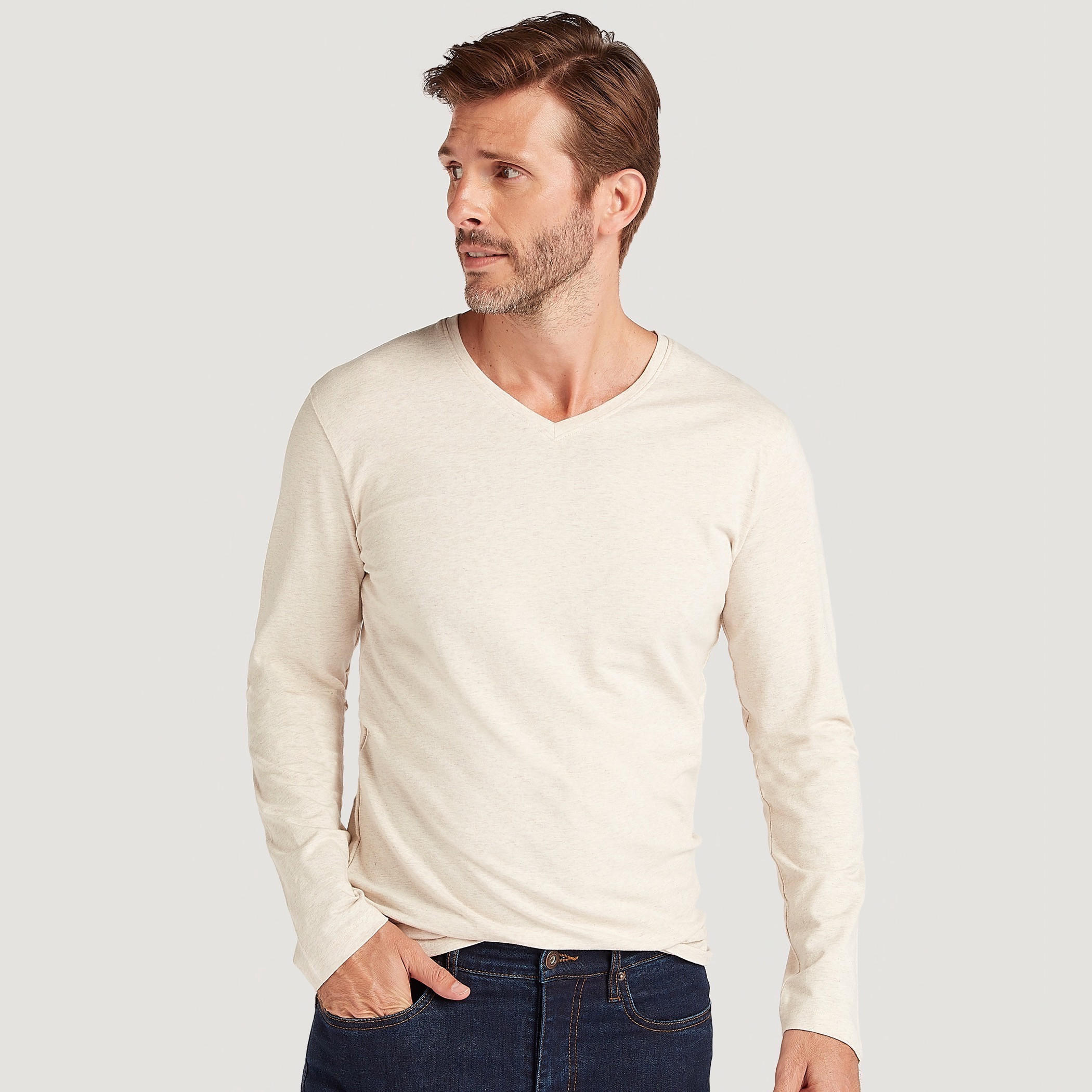 تيشيرت بارز الملمس بياقة v وأكمام طويلة-men-clothing-tshirtsandpolos-tshirts-image-1