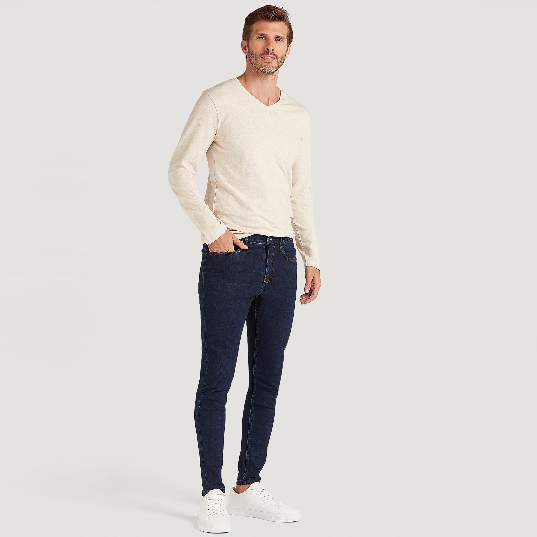 تيشيرت بارز الملمس بياقة v وأكمام طويلة-men-clothing-tshirtsandpolos-tshirts-image-2