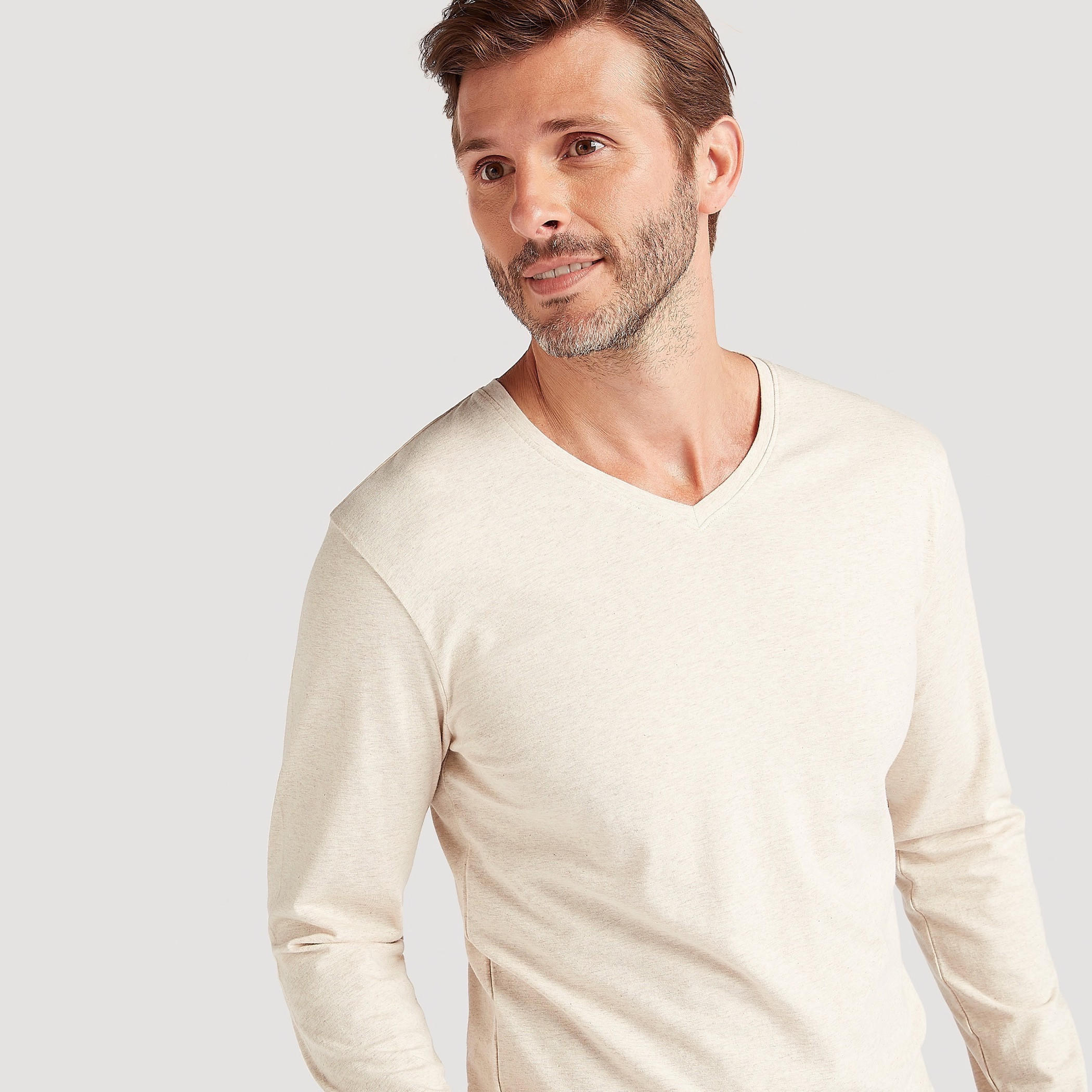 تيشيرت بارز الملمس بياقة v وأكمام طويلة-men-clothing-tshirtsandpolos-tshirts-image-3
