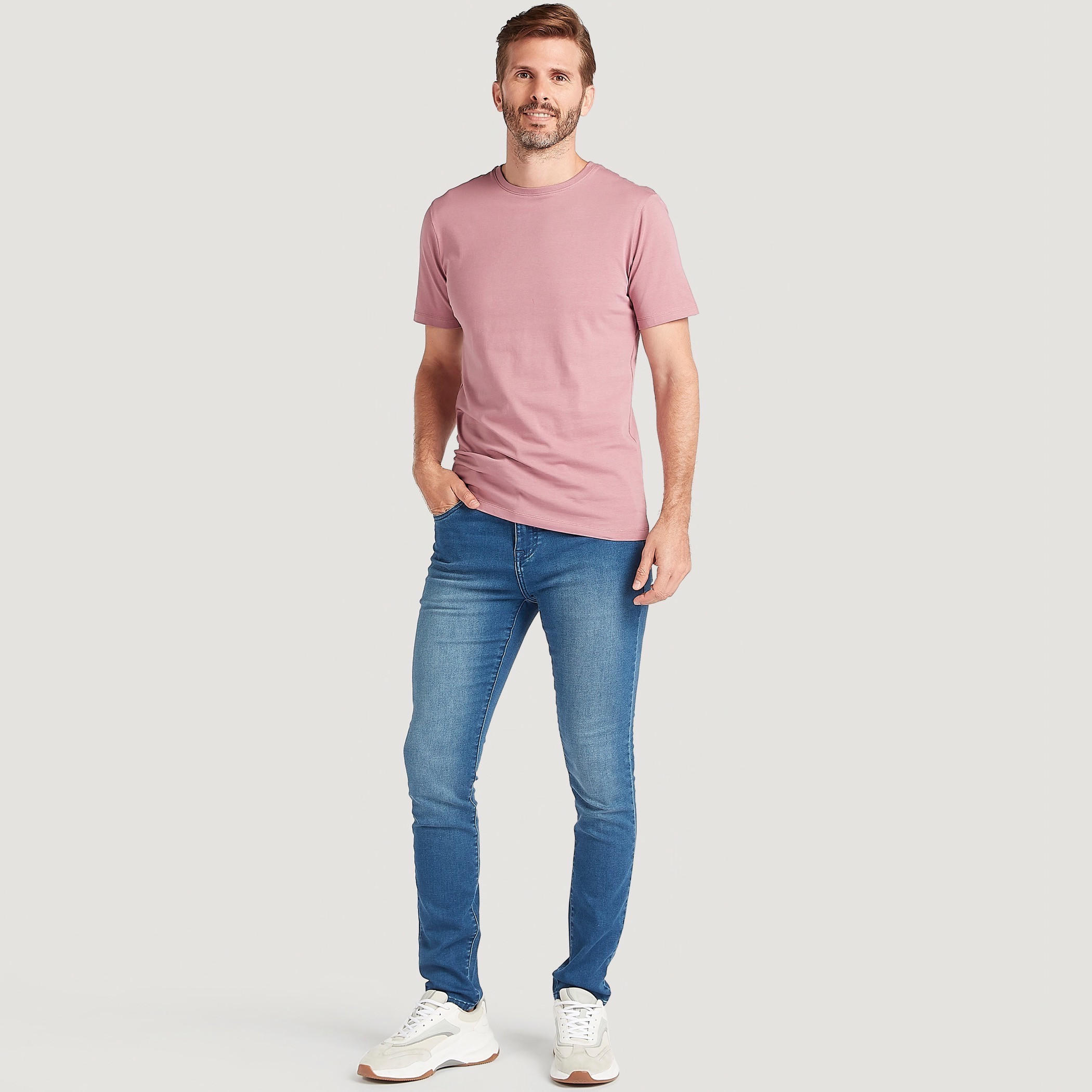 تيشيرت سادة بياقة ضيّقة وأكمام قصيرة-men-clothing-tshirtsandpolos-tshirts-image-5