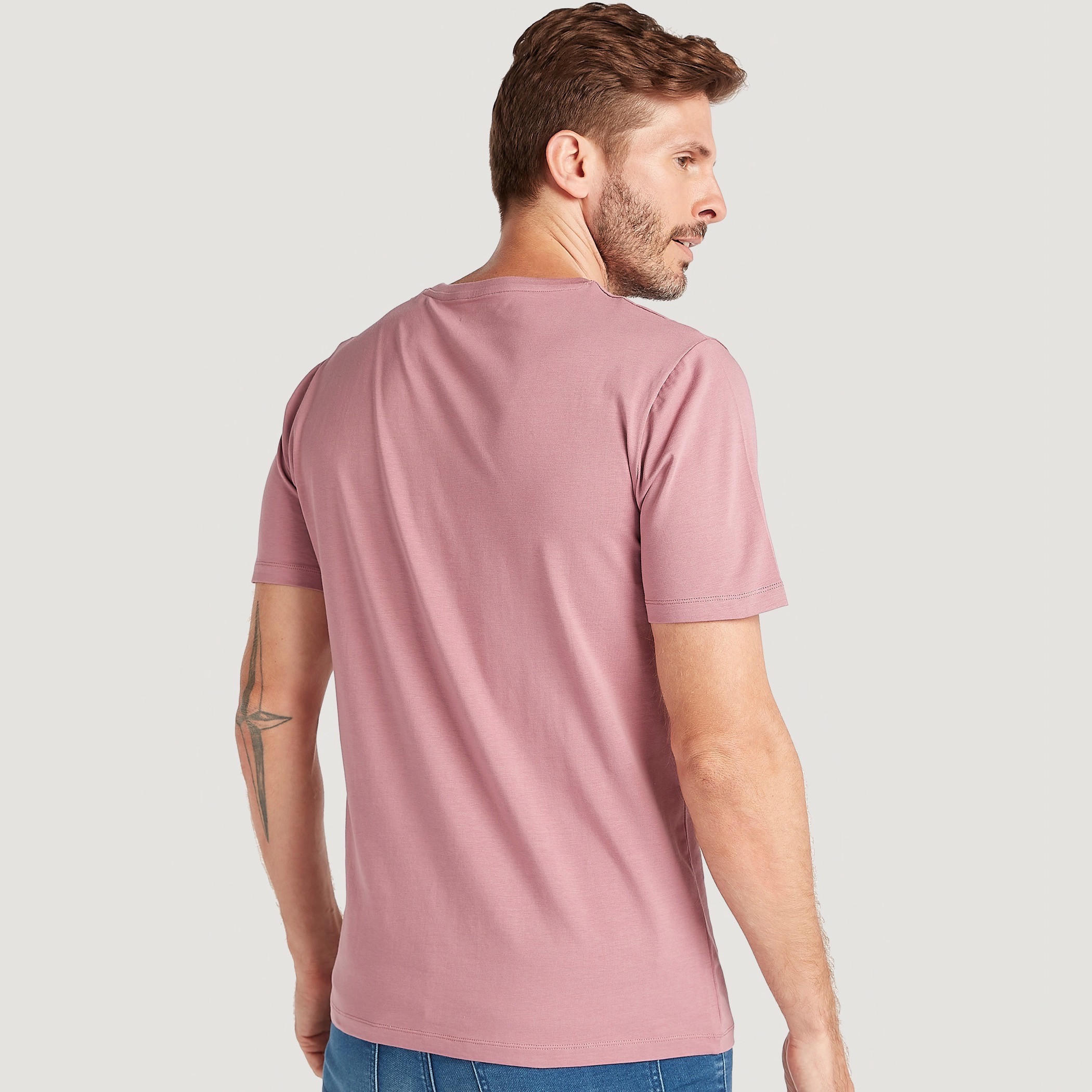 تيشيرت سادة بياقة ضيّقة وأكمام قصيرة-men-clothing-tshirtsandpolos-tshirts-image-3