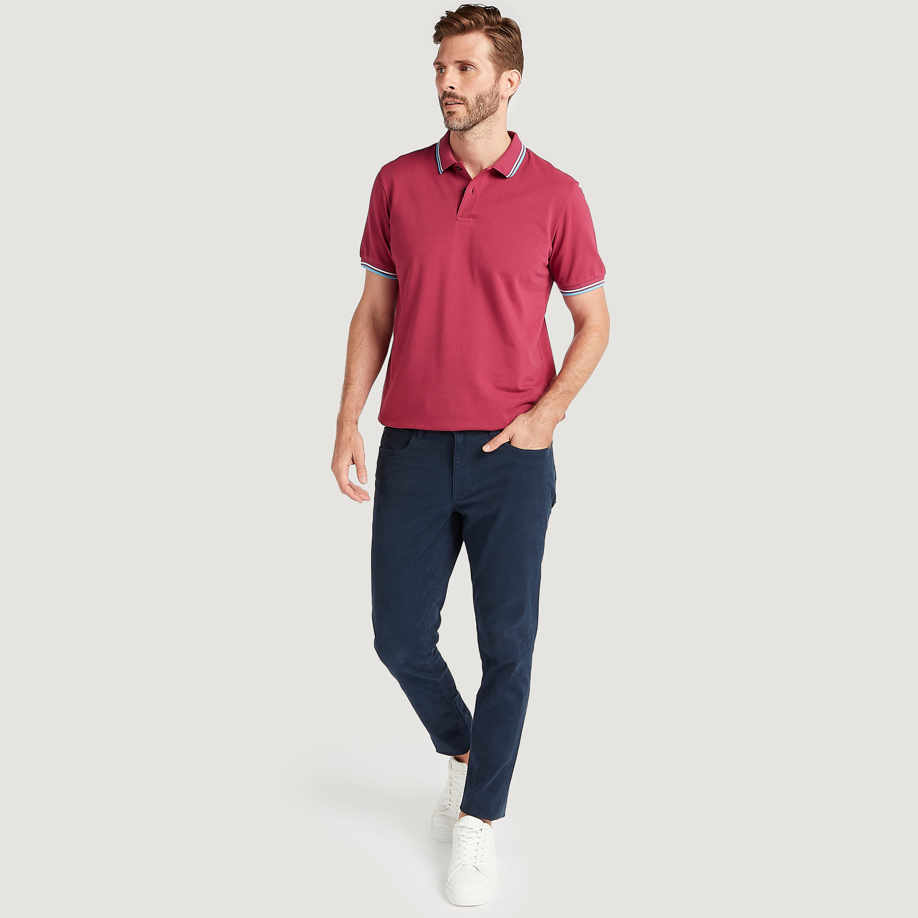 تيشيرت بولو سادة بأكمام قصيرة وتفاصيل خيوط بارزة-men-clothing-tshirtsandpolos-polos-image-3