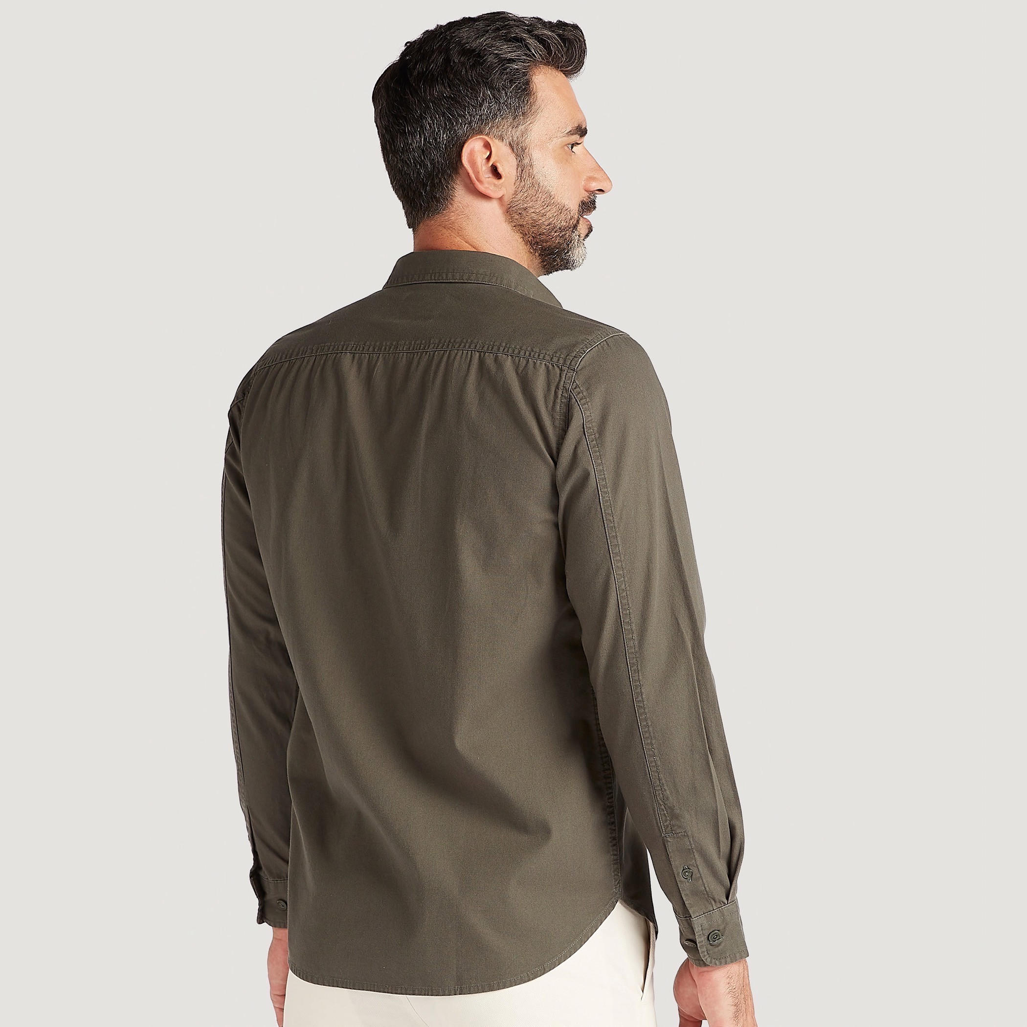 قميص سادة بياقة عادية وأكمام طويلة-men-clothing-shirts-image-3