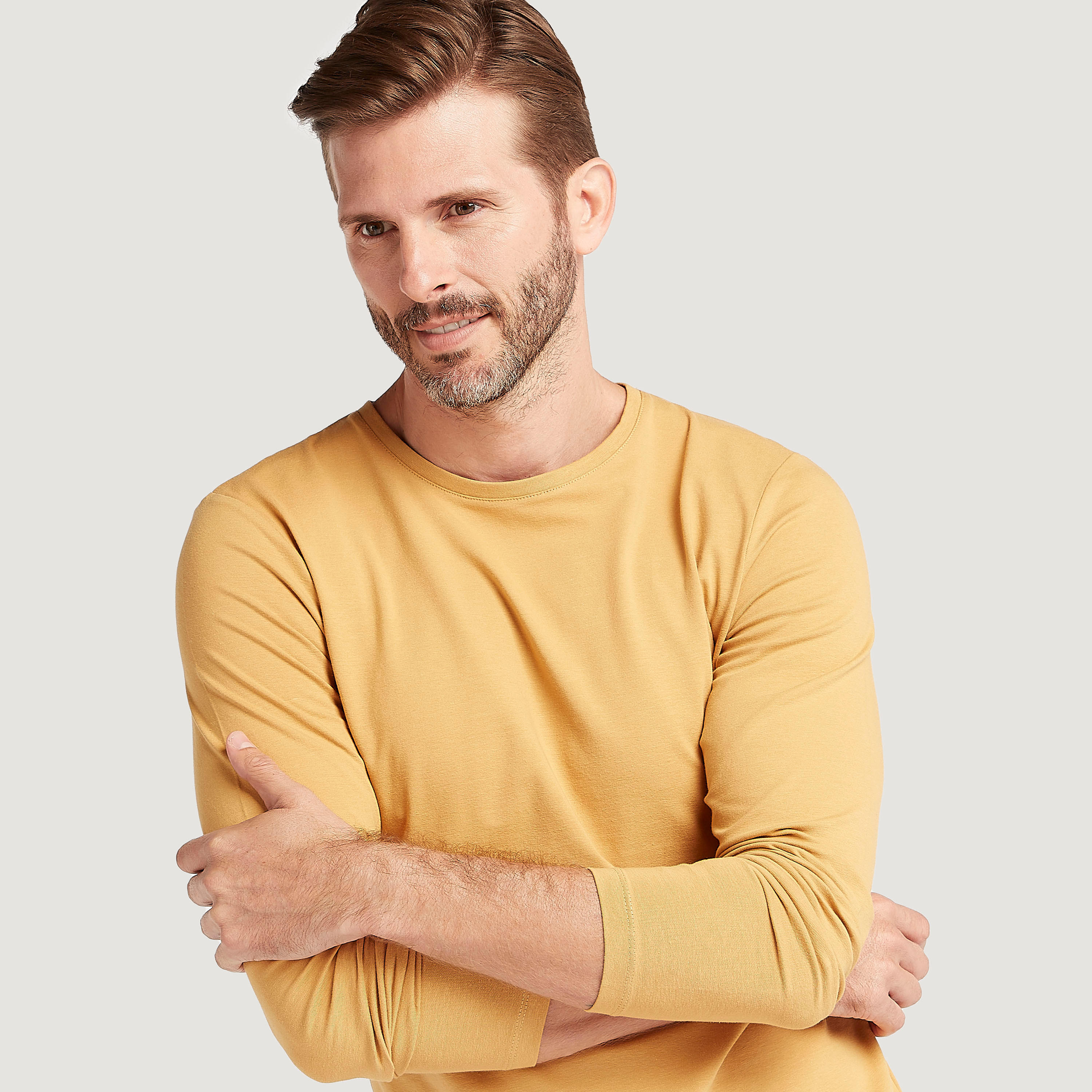 تيشيرت سادة بياقة ضيّقة وأكمام طويلة-men-clothing-tshirtsandpolos-tshirts-image-4