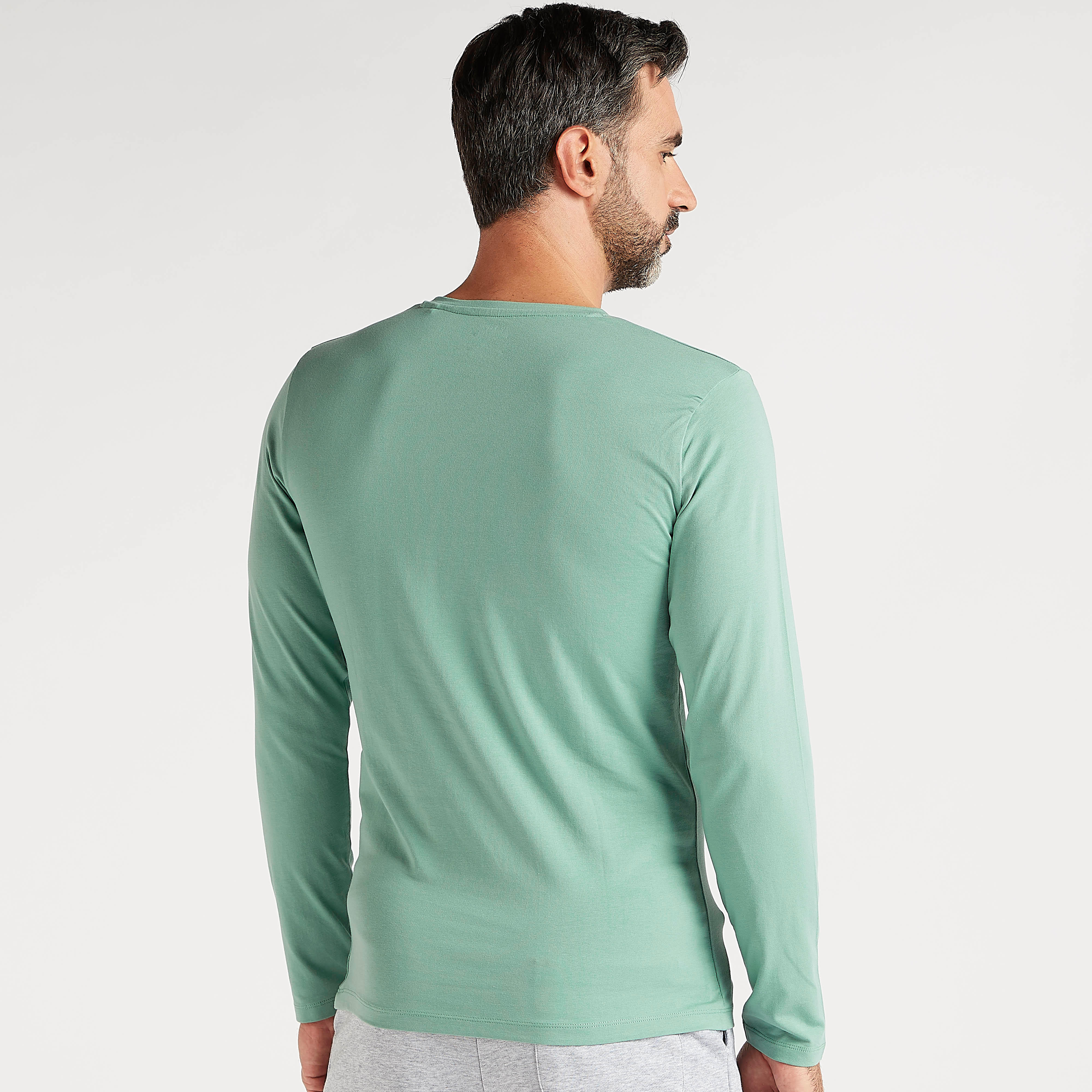 تيشيرت سادة بياقة v وأكمام طويلة-men-clothing-tshirtsandpolos-tshirts-image-4
