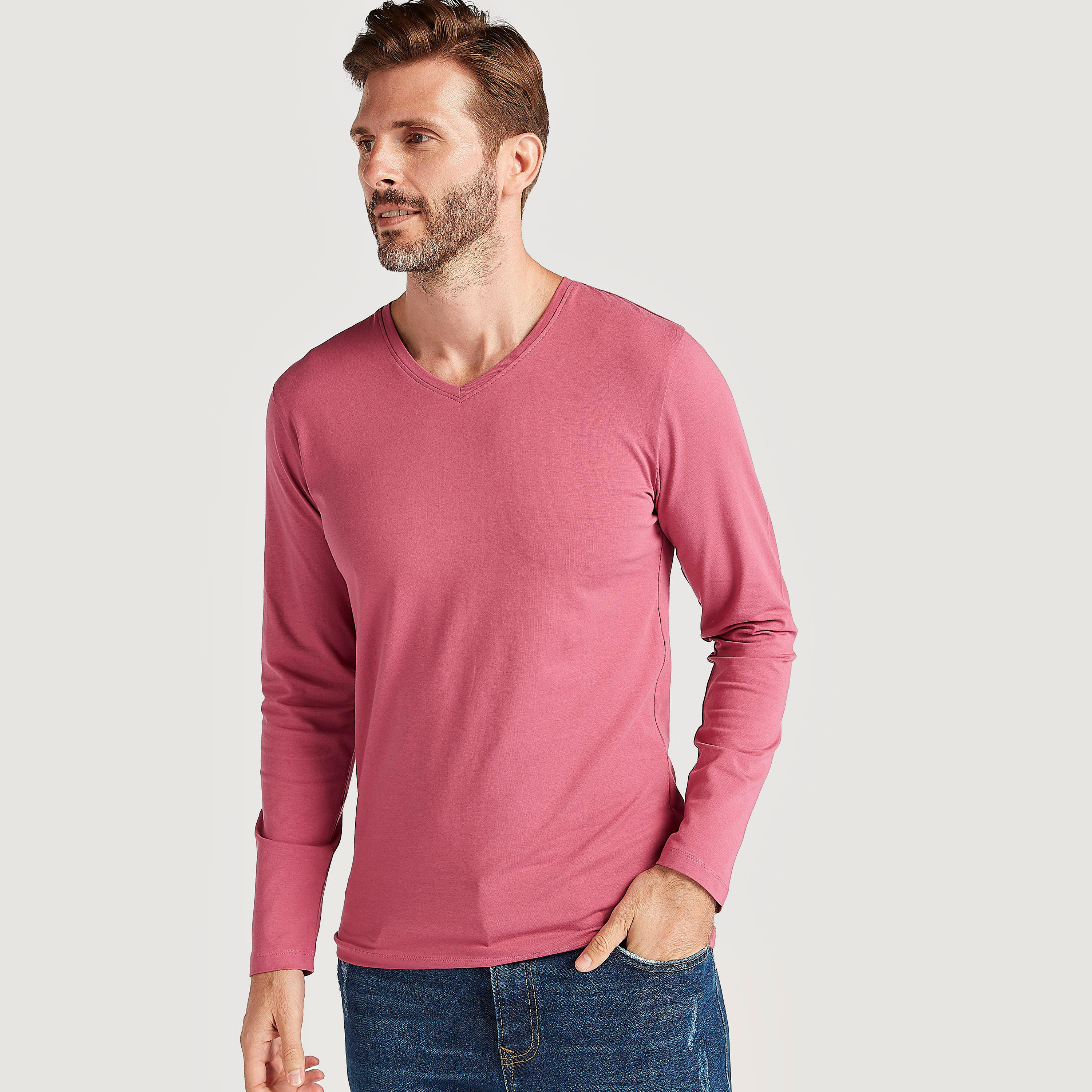 تيشيرت سادة بياقة v وأكمام طويلة-men-clothing-tshirtsandpolos-tshirts-image-3