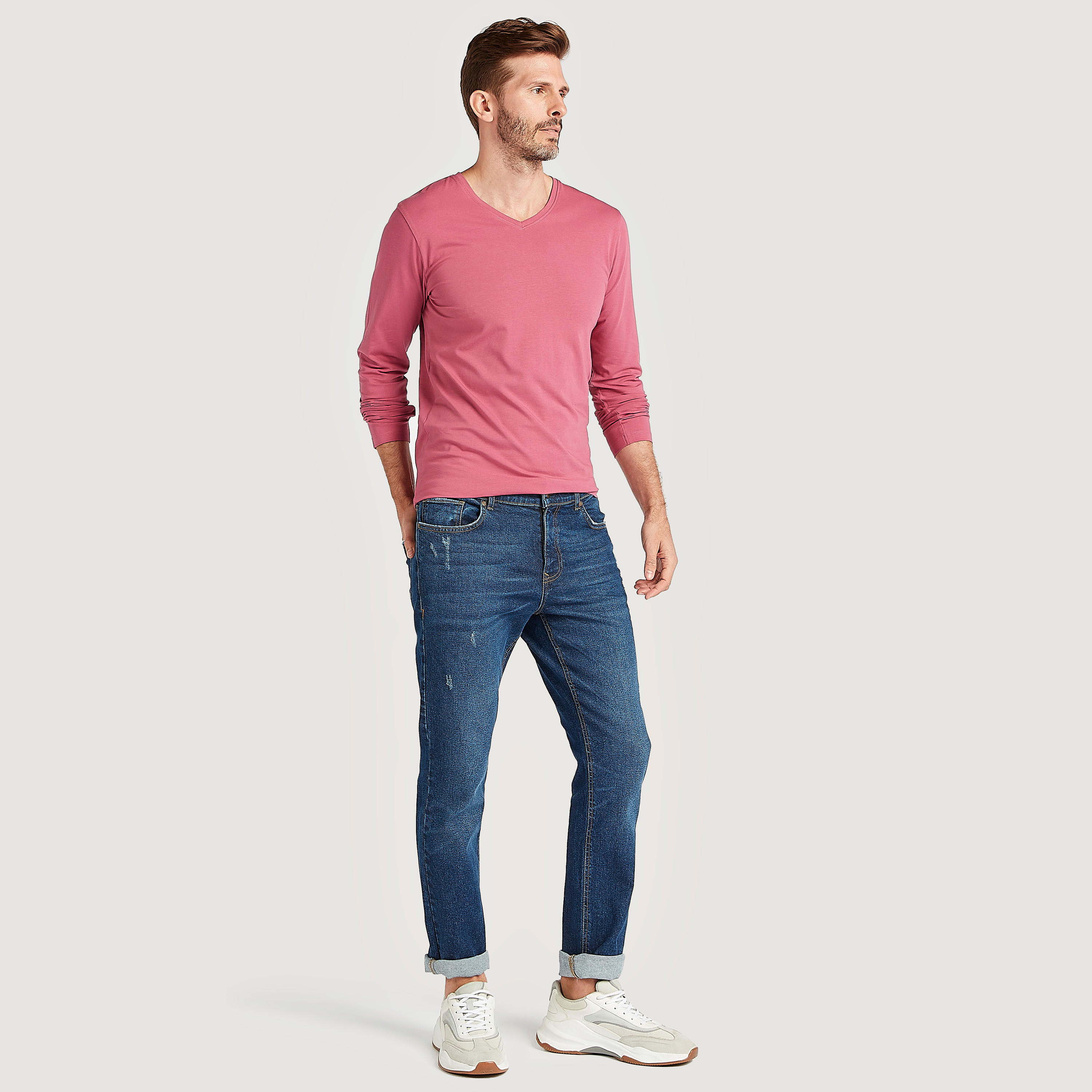 تيشيرت سادة بياقة v وأكمام طويلة-men-clothing-tshirtsandpolos-tshirts-image-1