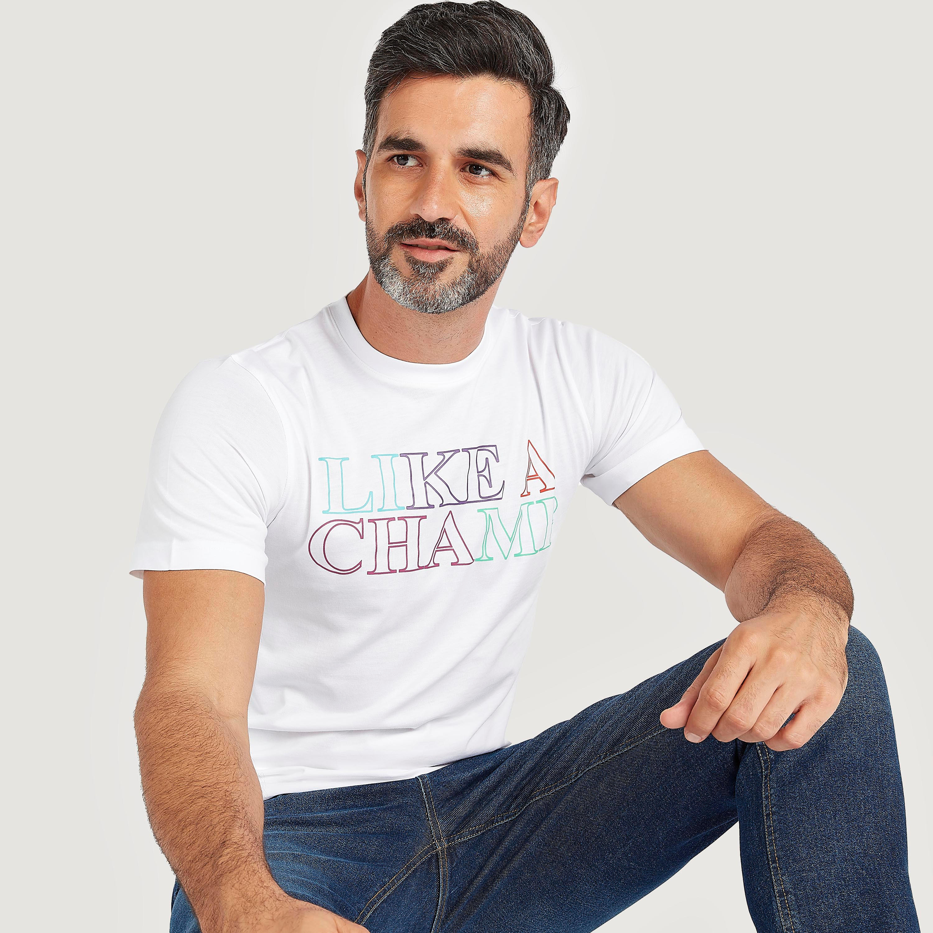 تيشيرت بياقة ضيّقة وأكمام قصيرة وطبعات-men-clothing-tshirtsandpolos-tshirts-image-3