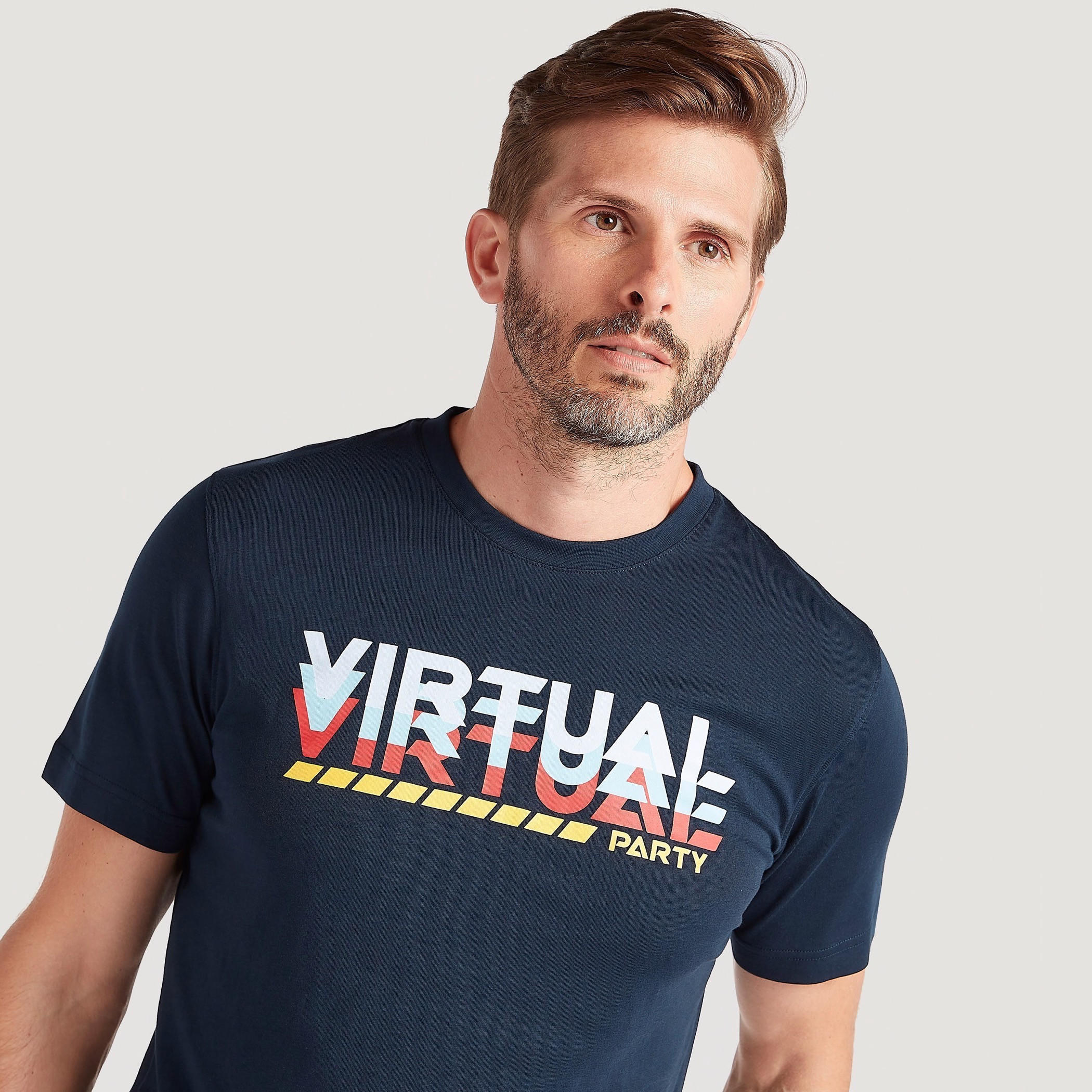 تيشيرت بياقة ضيّقة وأكمام قصيرة وطبعات-men-clothing-tshirtsandpolos-tshirts-image-3
