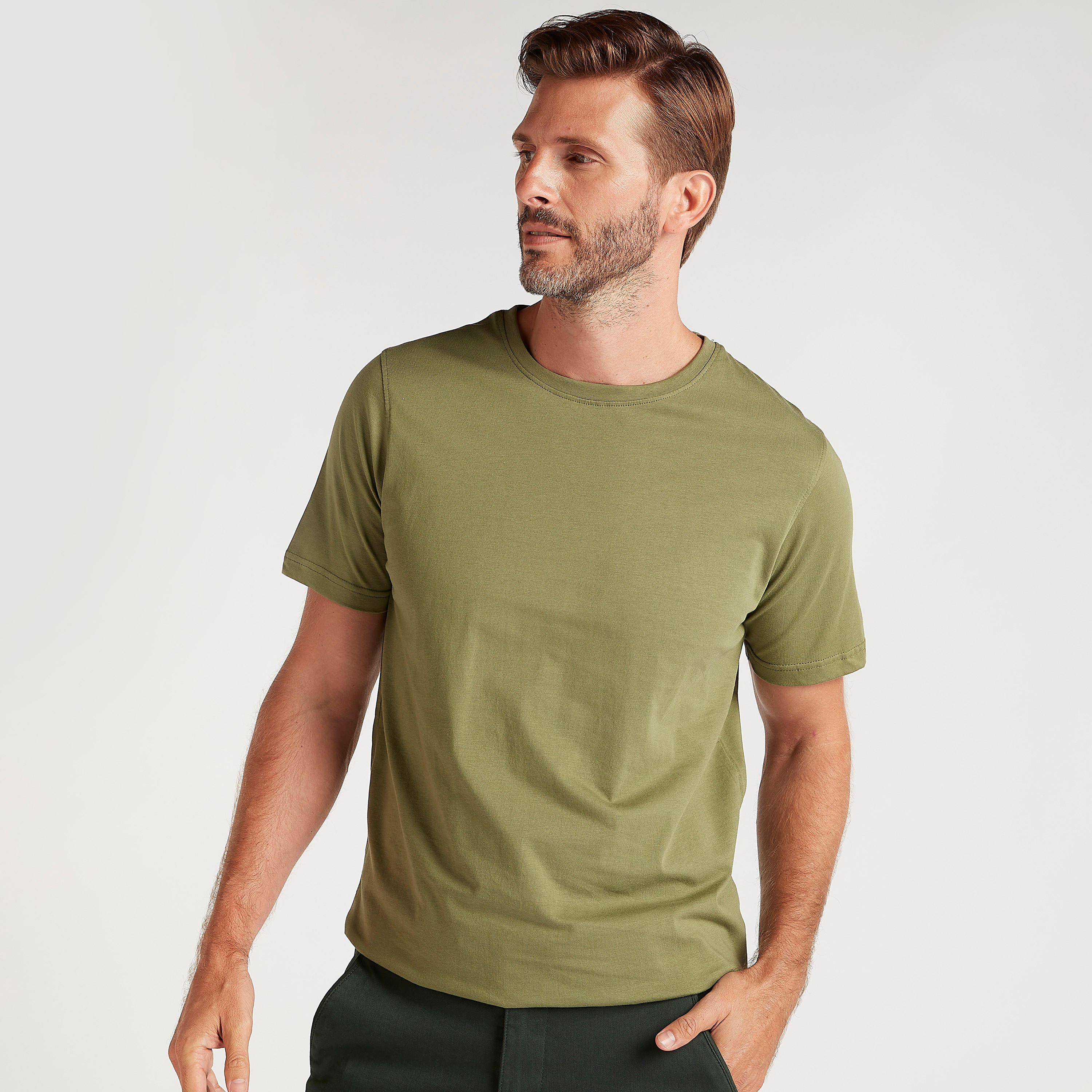 تيشيرت سادة بياقة ضيّقة وأكمام قصيرة-men-clothing-tshirtsandpolos-tshirts-image-3