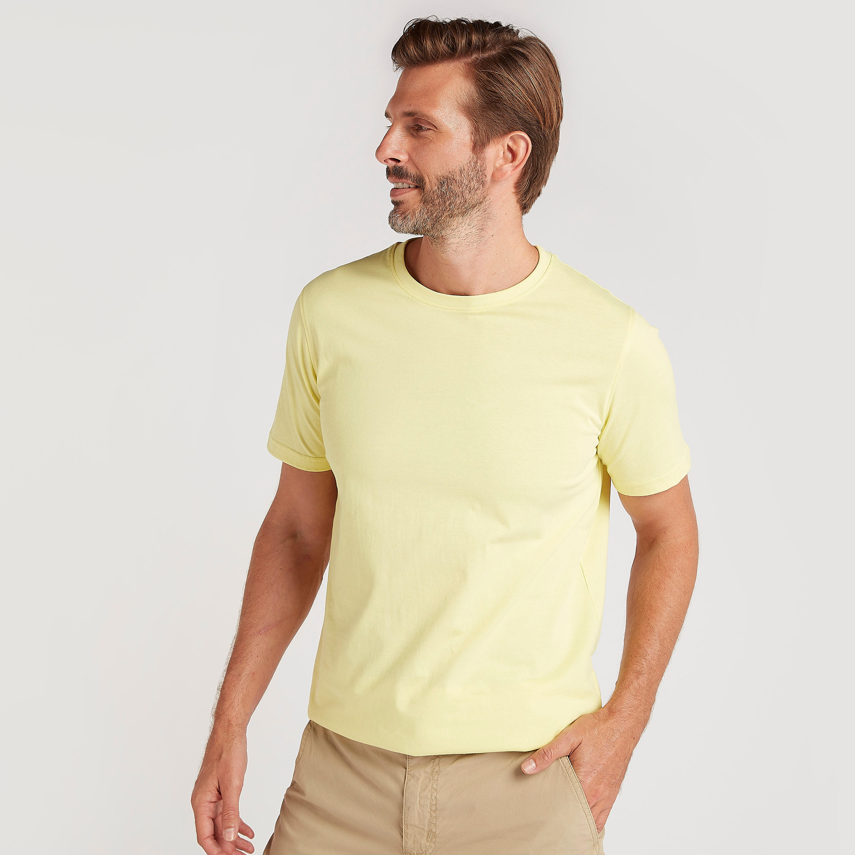 تيشيرت بارز الملمس بياقة ضيّقة وأكمام قصيرة-men-clothing-tshirtsandpolos-tshirts-image-1