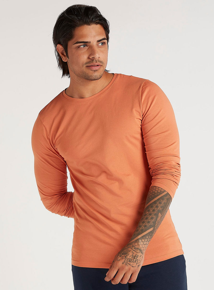 Solid T-shirt with Long Sleeves and Crew Neck-men-clothing-tshirtsandpolos-tshirts-image-1