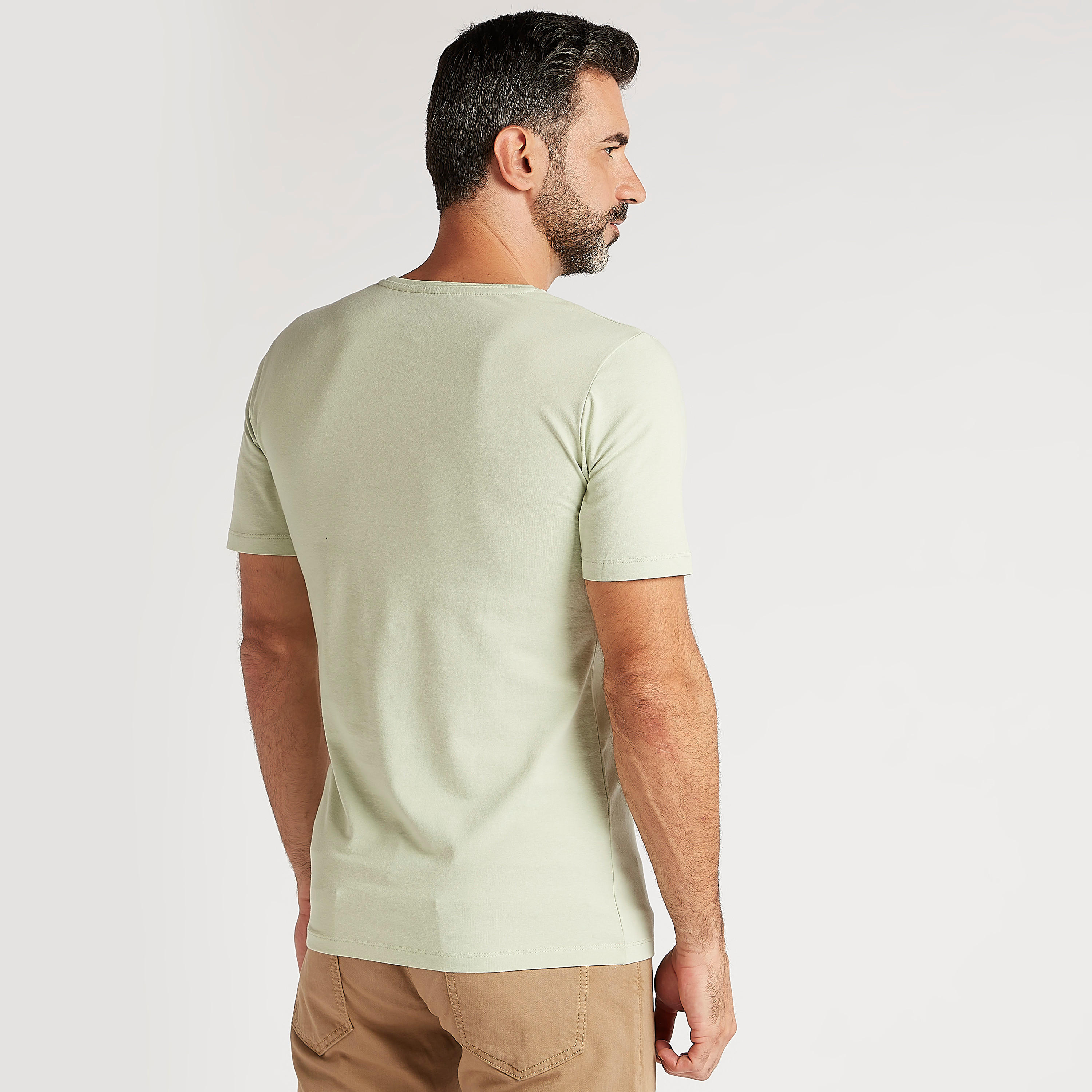 تيشيرت سادة بياقة ضيّقة وأكمام قصيرة-men-clothing-tshirtsandpolos-tshirts-image-1