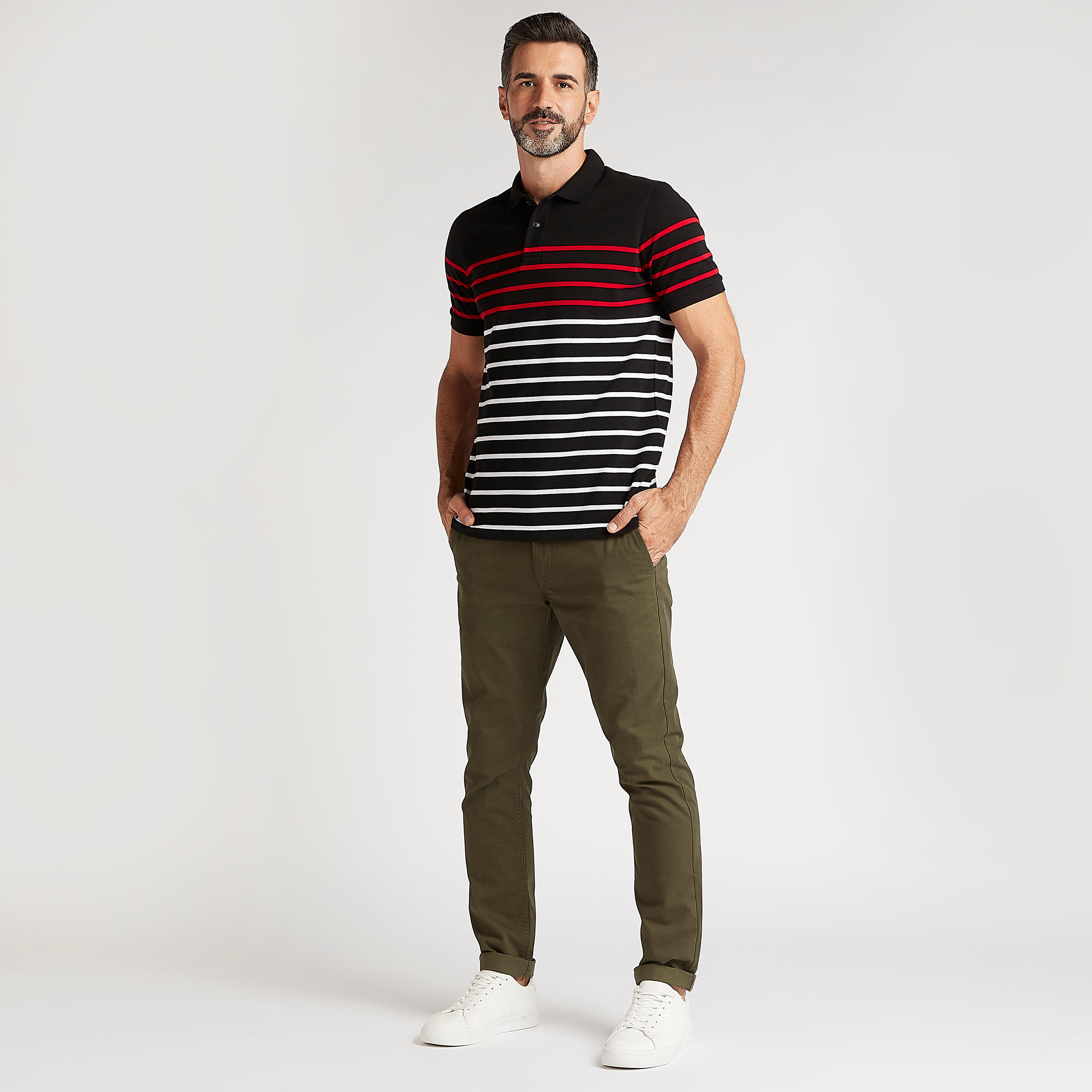 تيشيرت بولو مخطّط بأكمام قصيرة وياقة عادية-men-clothing-tshirtsandpolos-polos-image-2