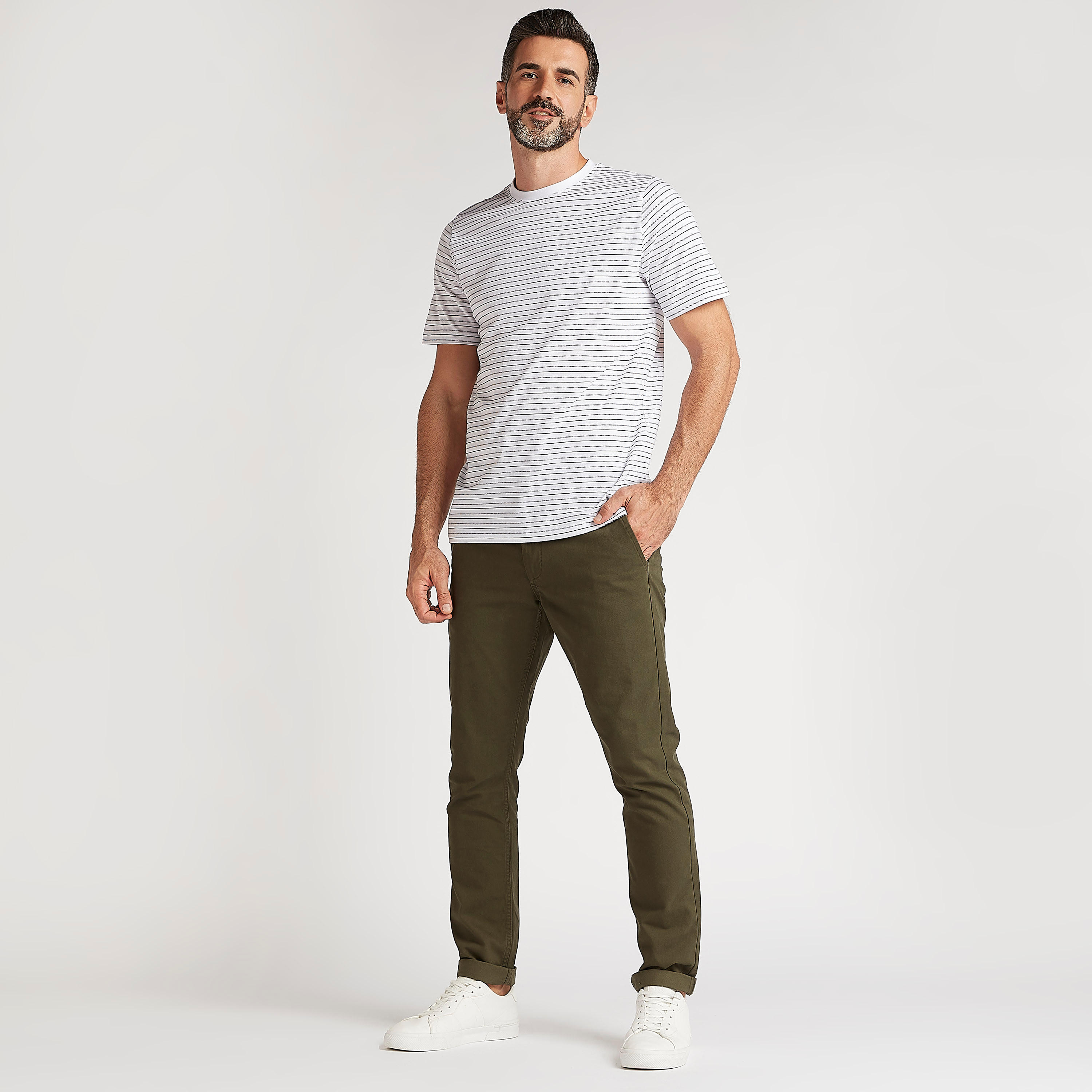 تيشيرت مخطّط بياقة ضيّقة وأكمام قصيرة-men-clothing-tshirtsandpolos-tshirts-image-3