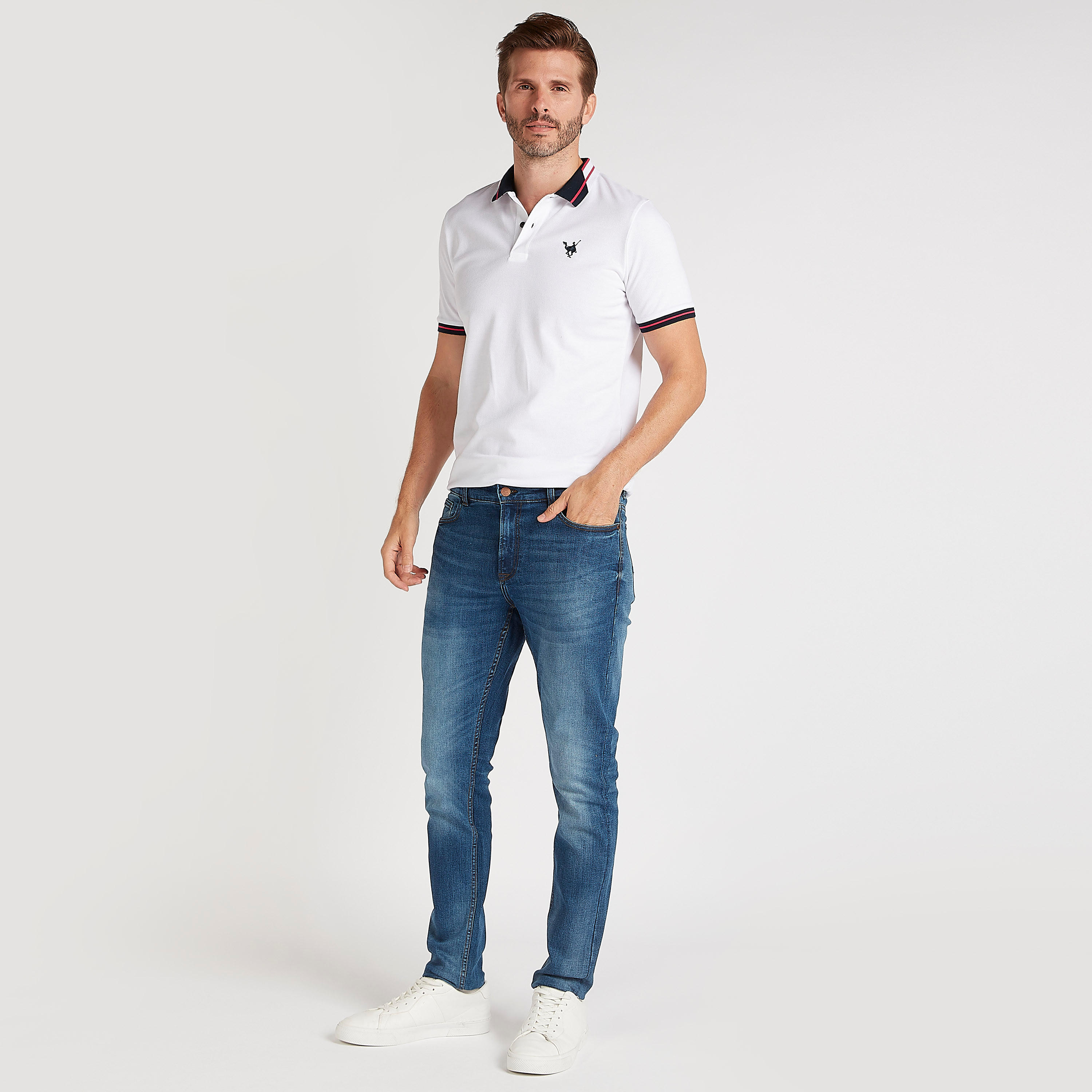 تيشيرت بولو مطرز بأكمام قصيرة-men-clothing-tshirtsandpolos-polos-image-2