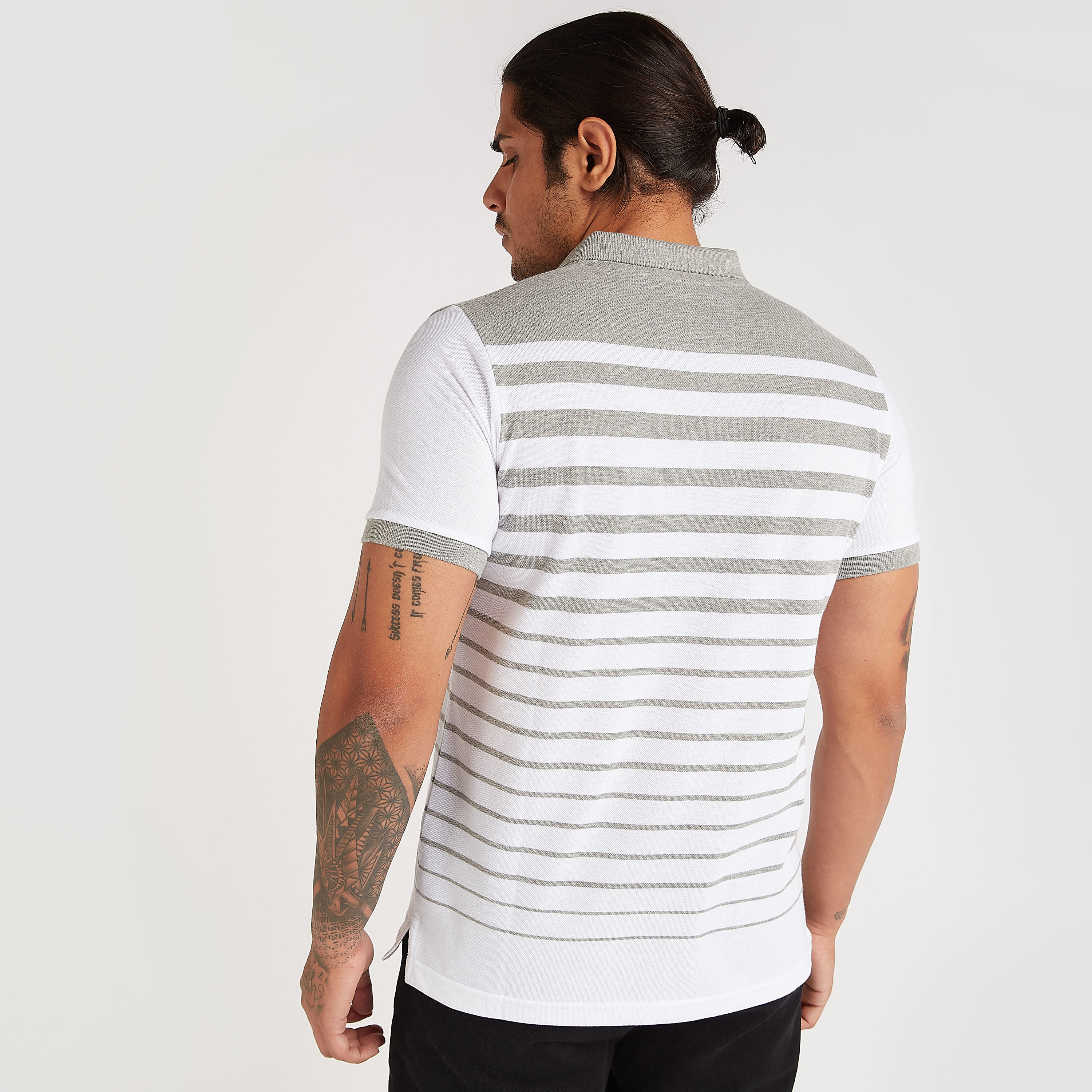 تيشيرت بولو مخطّط بأكمام قصيرة-men-clothing-tshirtsandpolos-polos-image-4