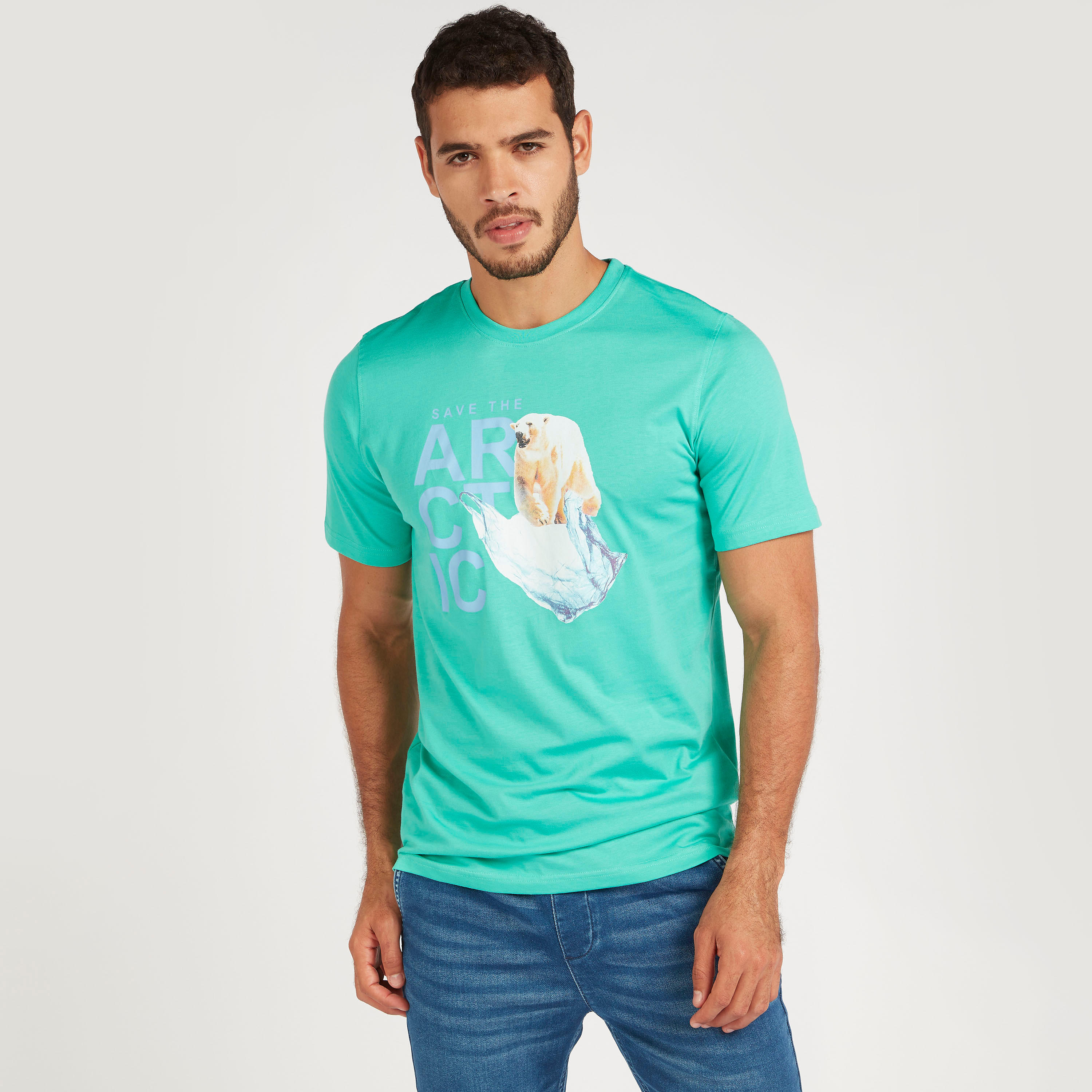 تيشيرت بياقة ضيّقة وأكمام قصيرة وطبعات-men-clothing-tshirtsandpolos-tshirts-image-1