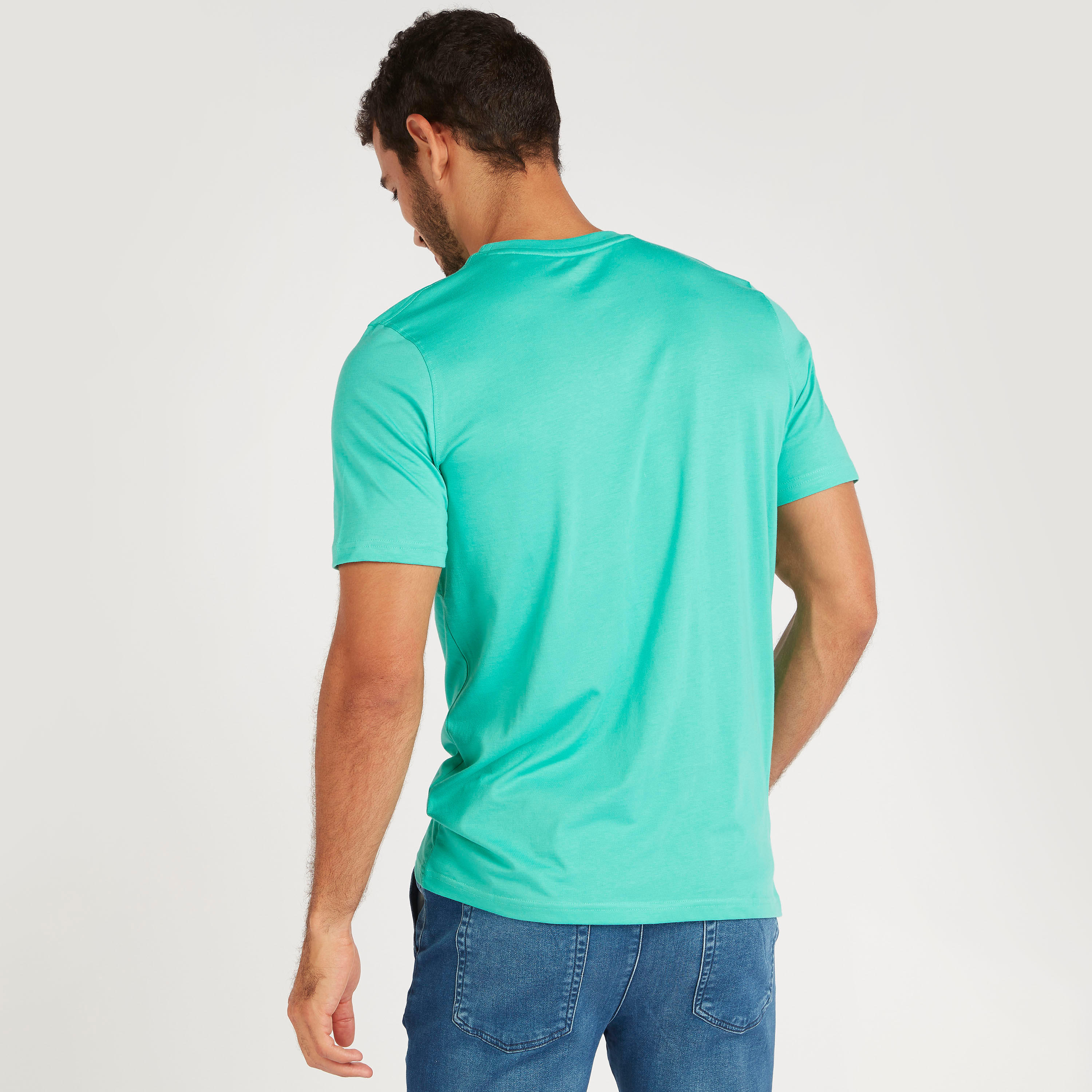 تيشيرت بياقة ضيّقة وأكمام قصيرة وطبعات-men-clothing-tshirtsandpolos-tshirts-image-4