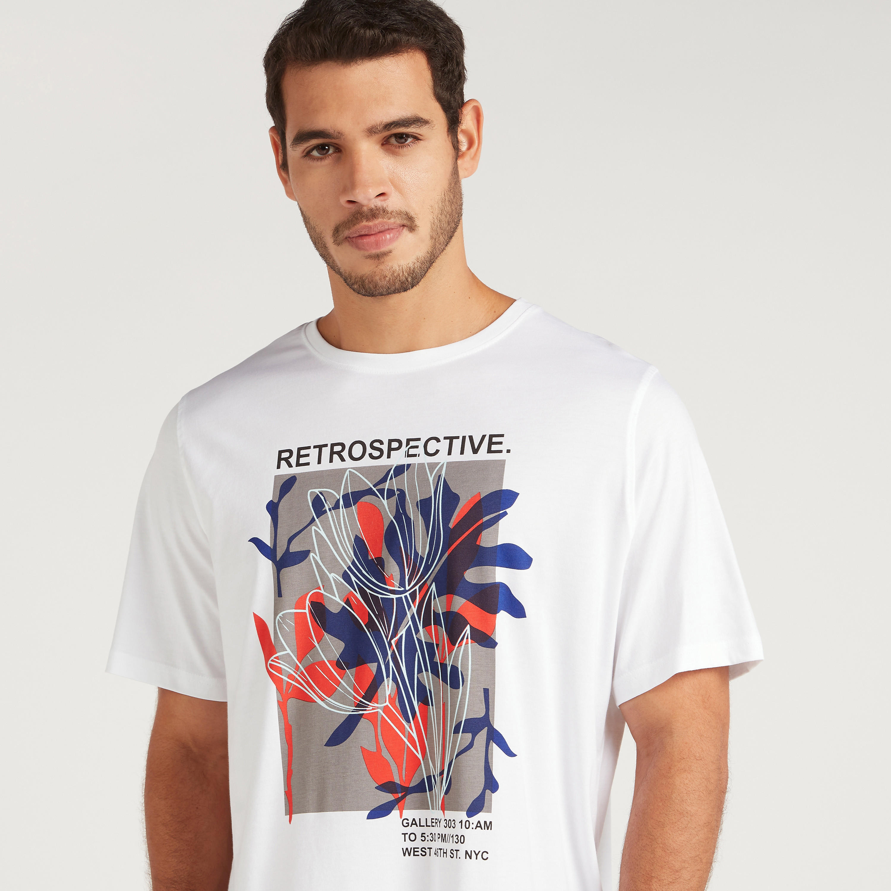 تيشيرت بياقة ضيّقة وأكمام قصيرة وطبعات-men-clothing-tshirtsandpolos-tshirts-image-3
