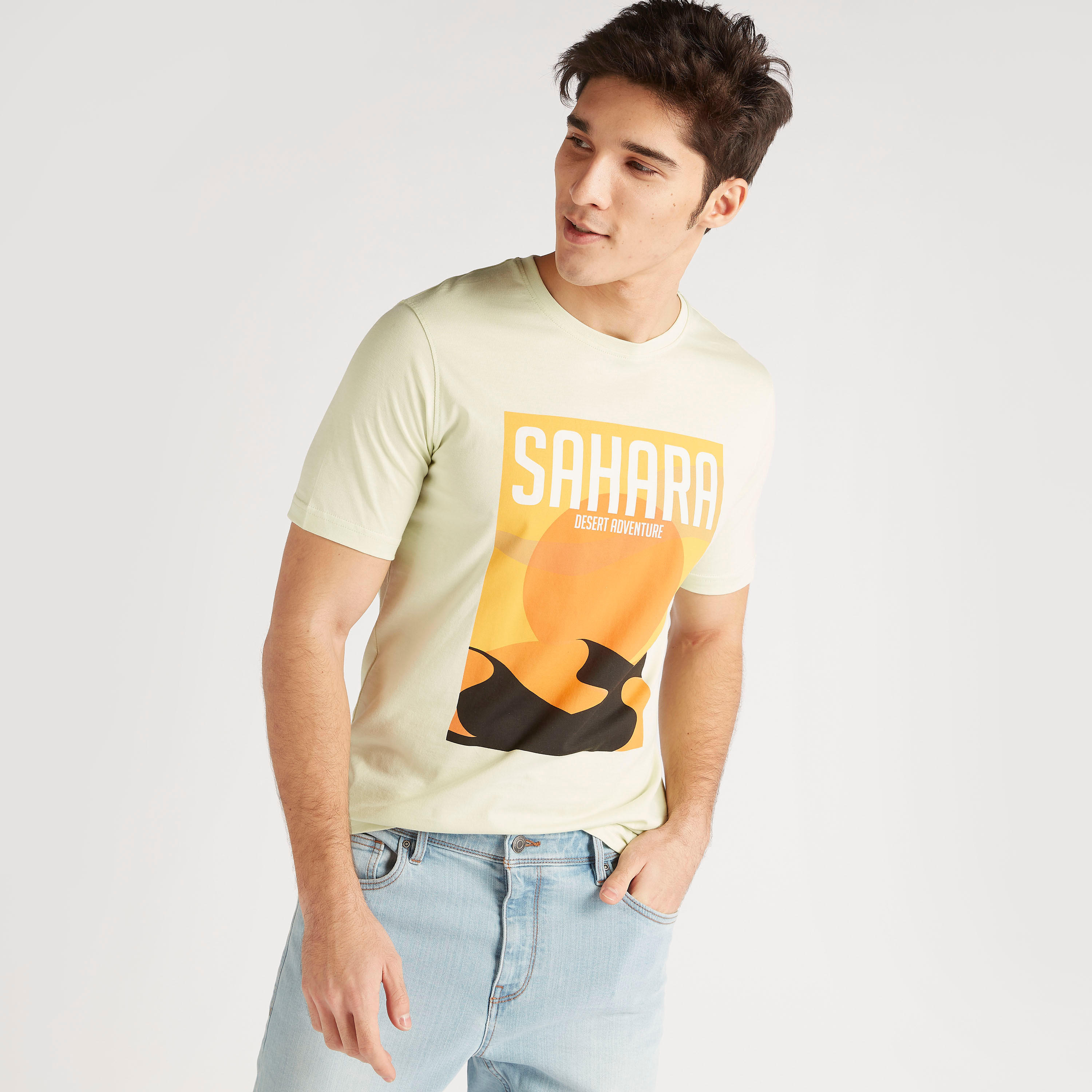 تيشيرت بياقة ضيّقة وأكمام قصيرة وطبعات-men-clothing-tshirtsandpolos-tshirts-image-5