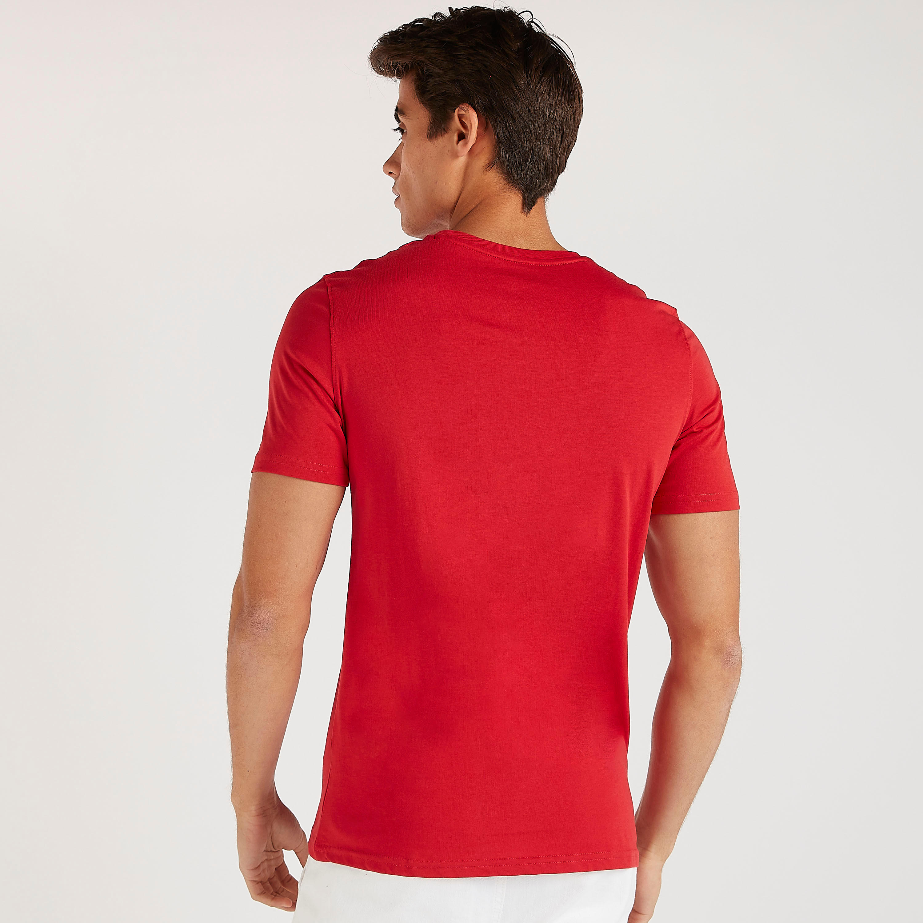 تيشيرت بياقة ضيّقة وأكمام قصيرة وطبعات-men-clothing-tshirtsandpolos-tshirts-image-4