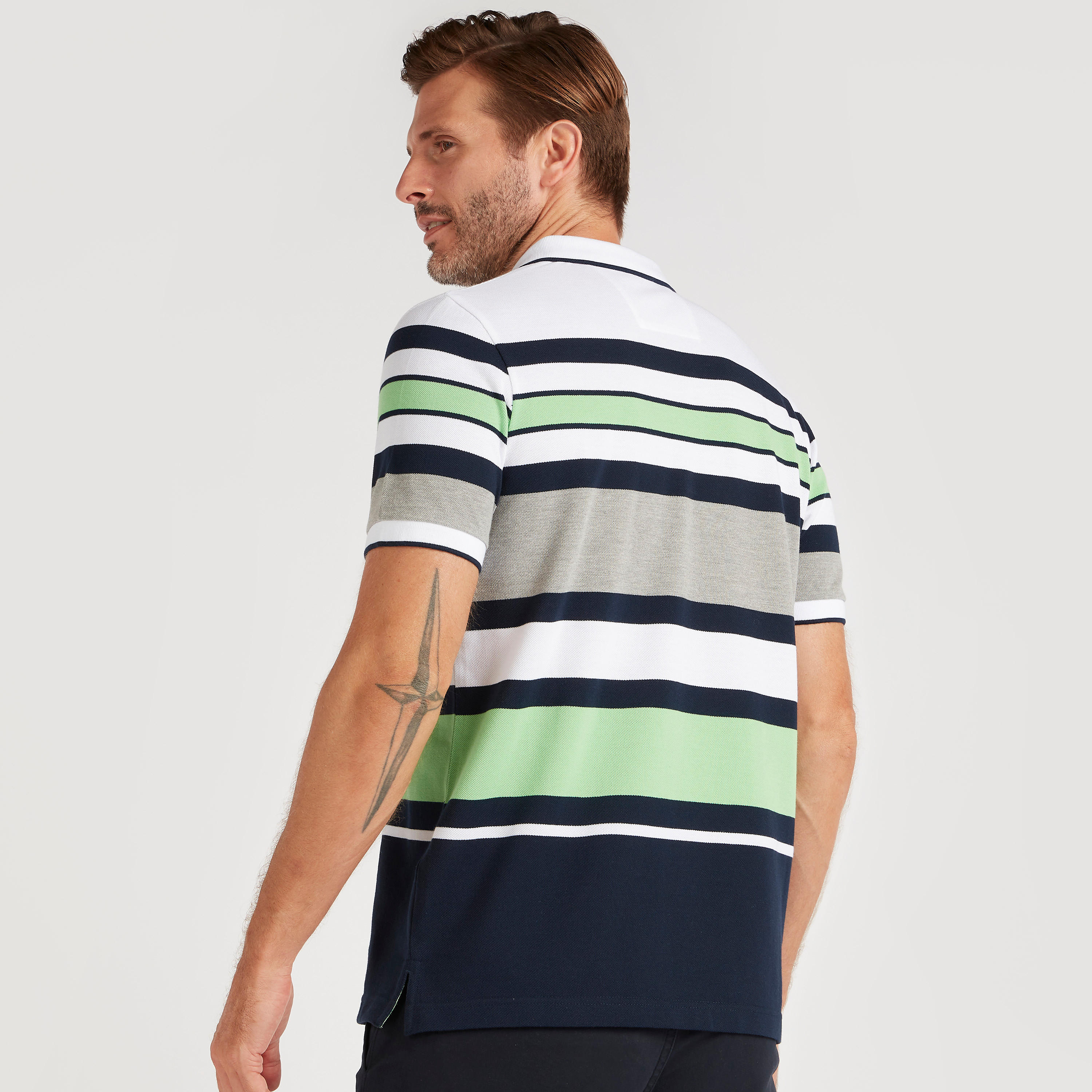 تيشيرت بولو مقلّم بأكمام قصيرة وتفاصيل خيوط بارزة-men-clothing-tshirtsandpolos-polos-image-4