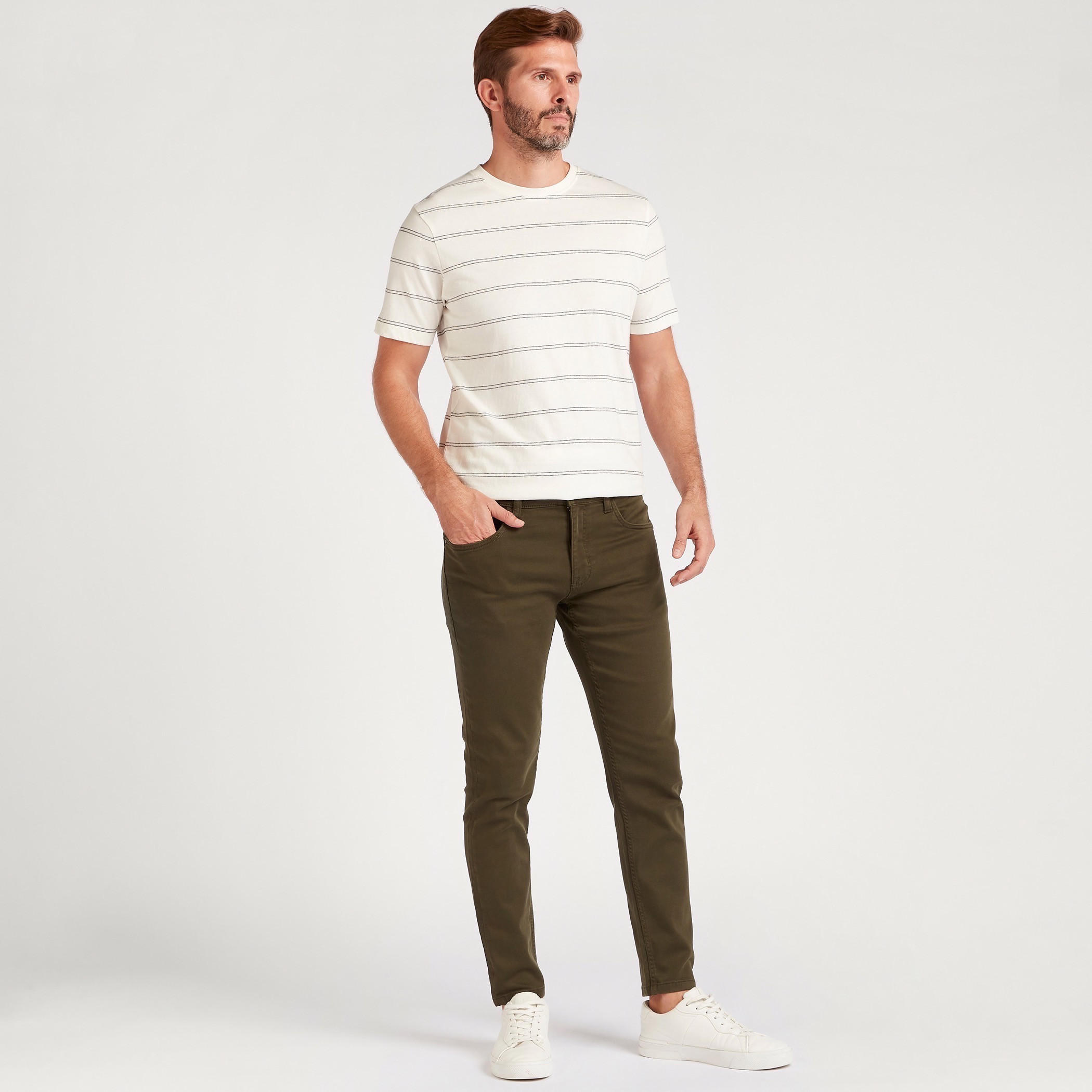 تيشيرت مخطّط بياقة ضيّقة وأكمام قصيرة-men-clothing-tshirtsandpolos-tshirts-image-3