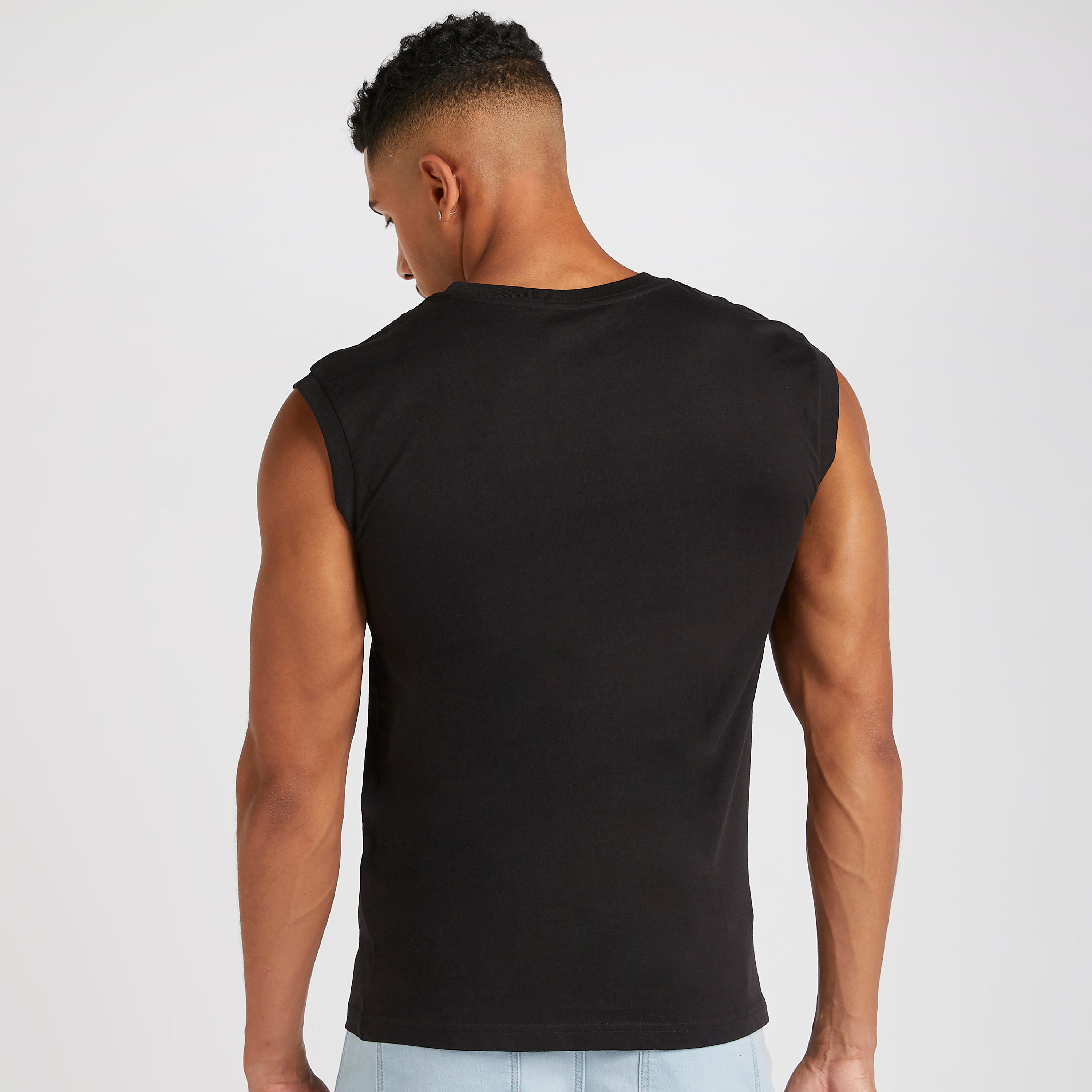 فيست سادة بياقة ضيّقة-men-clothing-tshirtsandpolos-vests-image-1