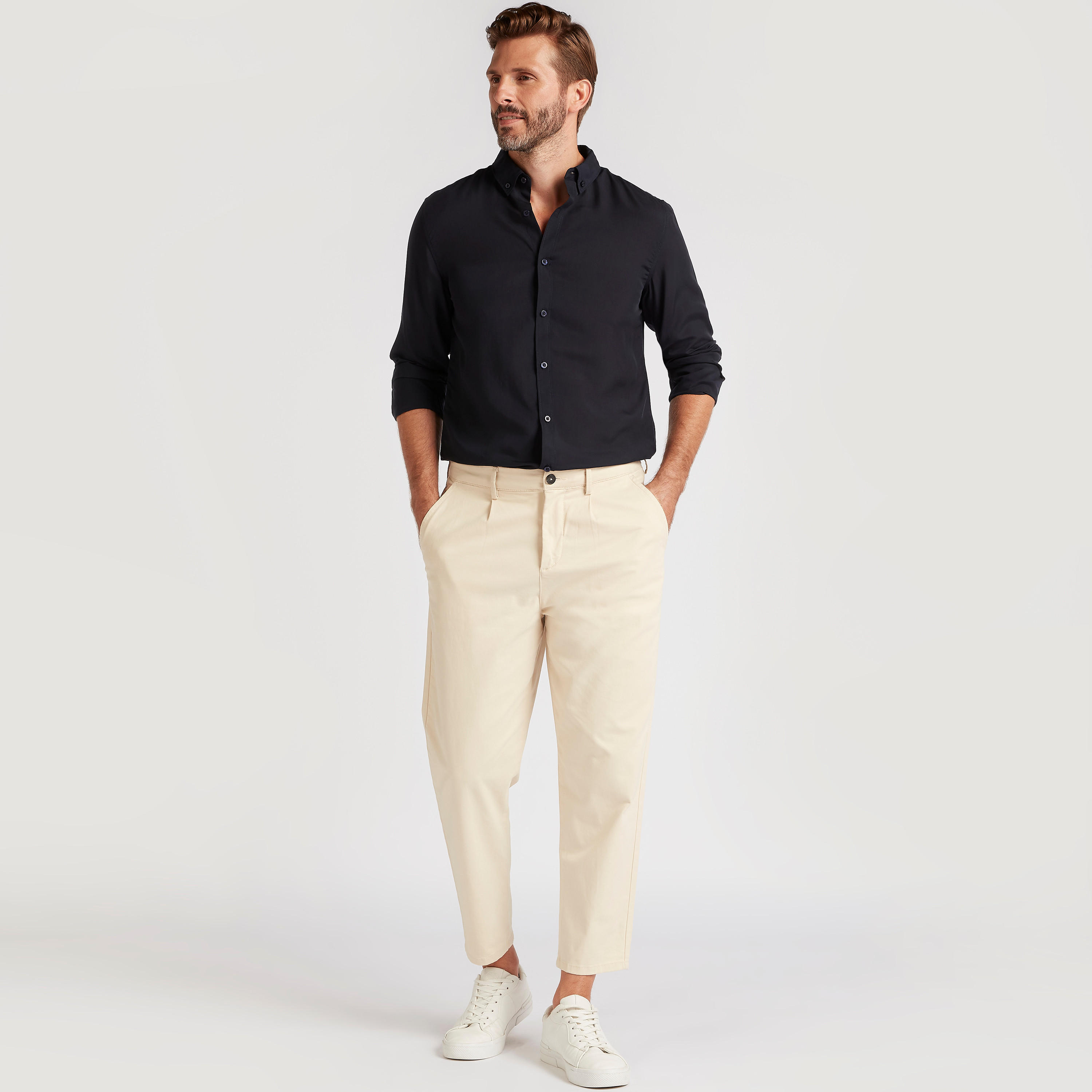 قميص سادة بأكمام طويلة وزر سفلي-men-clothing-shirts-image-4