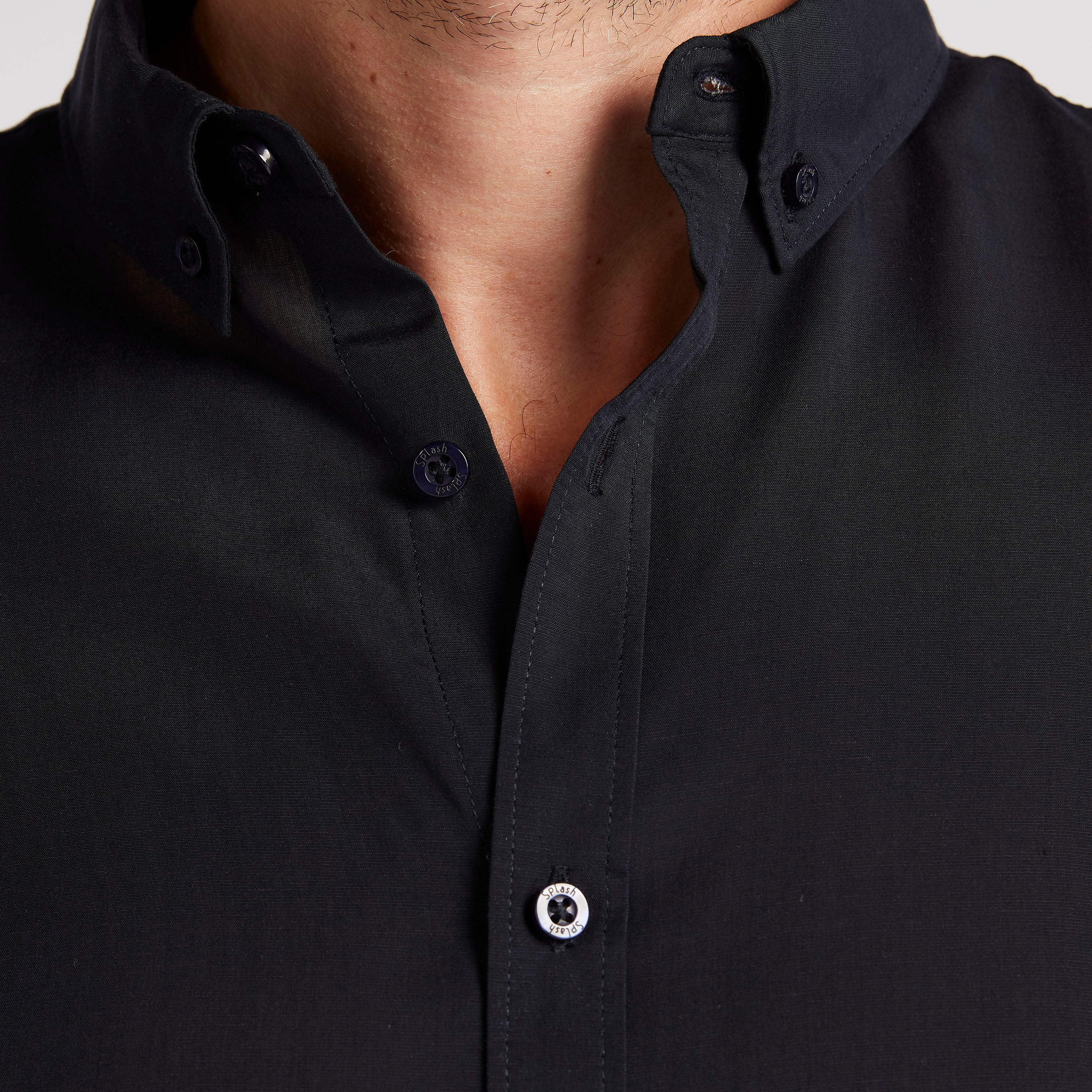 قميص سادة بأكمام طويلة وزر سفلي-men-clothing-shirts-image-3